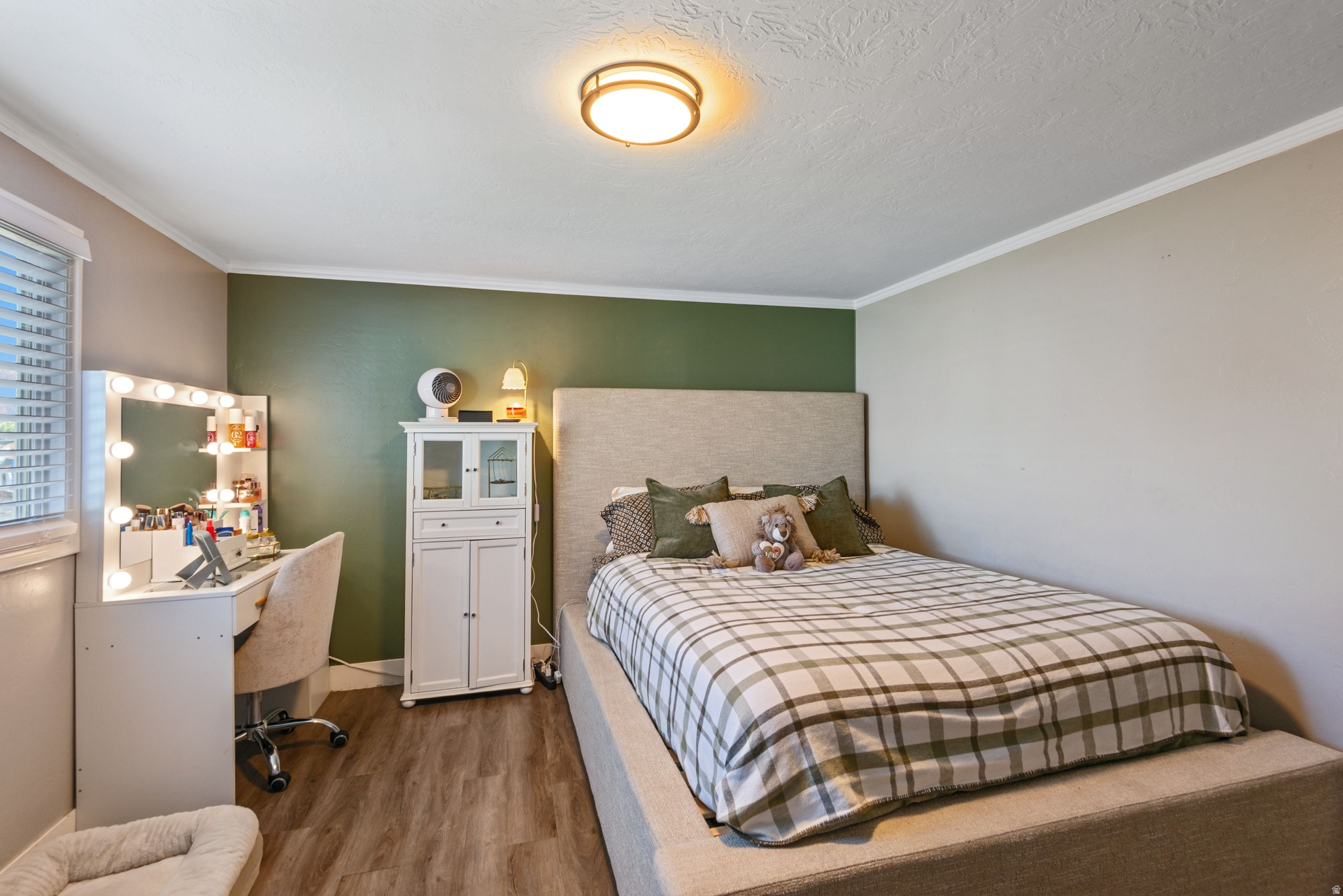 LAMPLIGHTER ESTATES - Residential