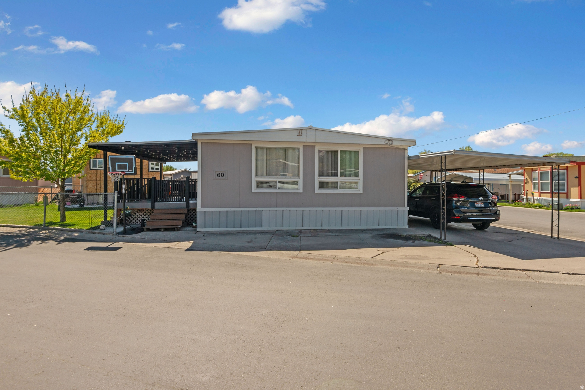 LAMPLIGHTER ESTATES - Residential