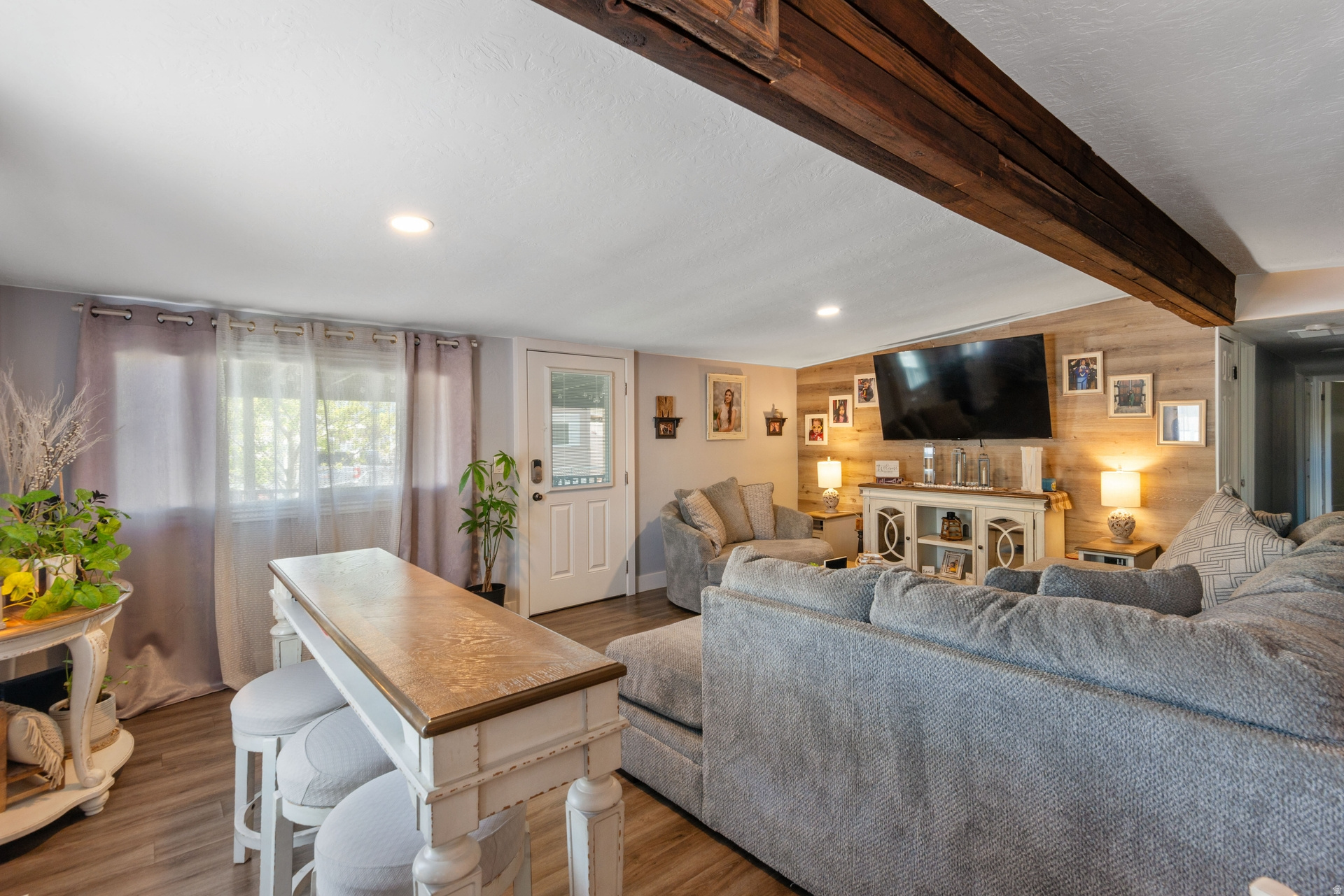 LAMPLIGHTER ESTATES - Residential