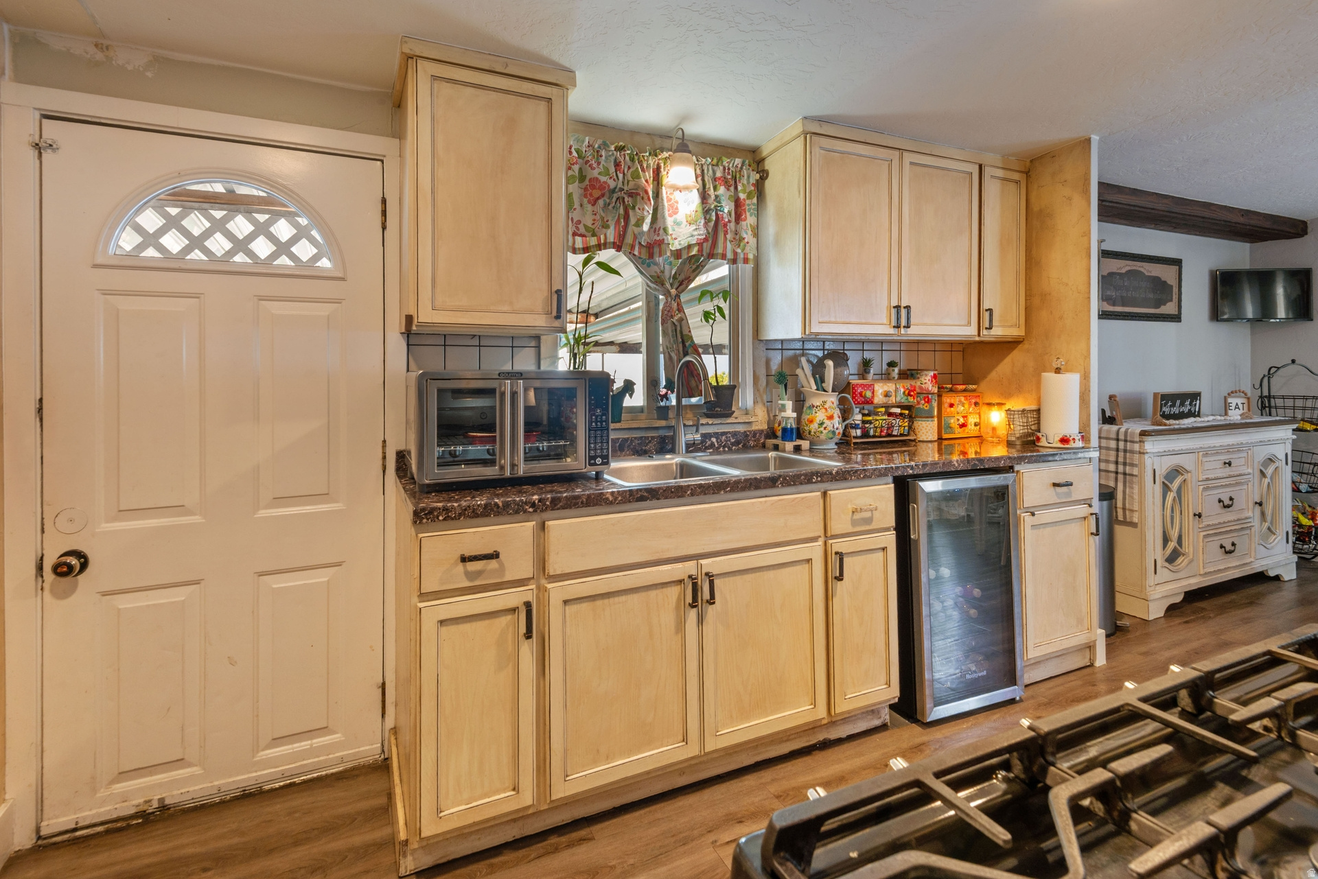 LAMPLIGHTER ESTATES - Residential