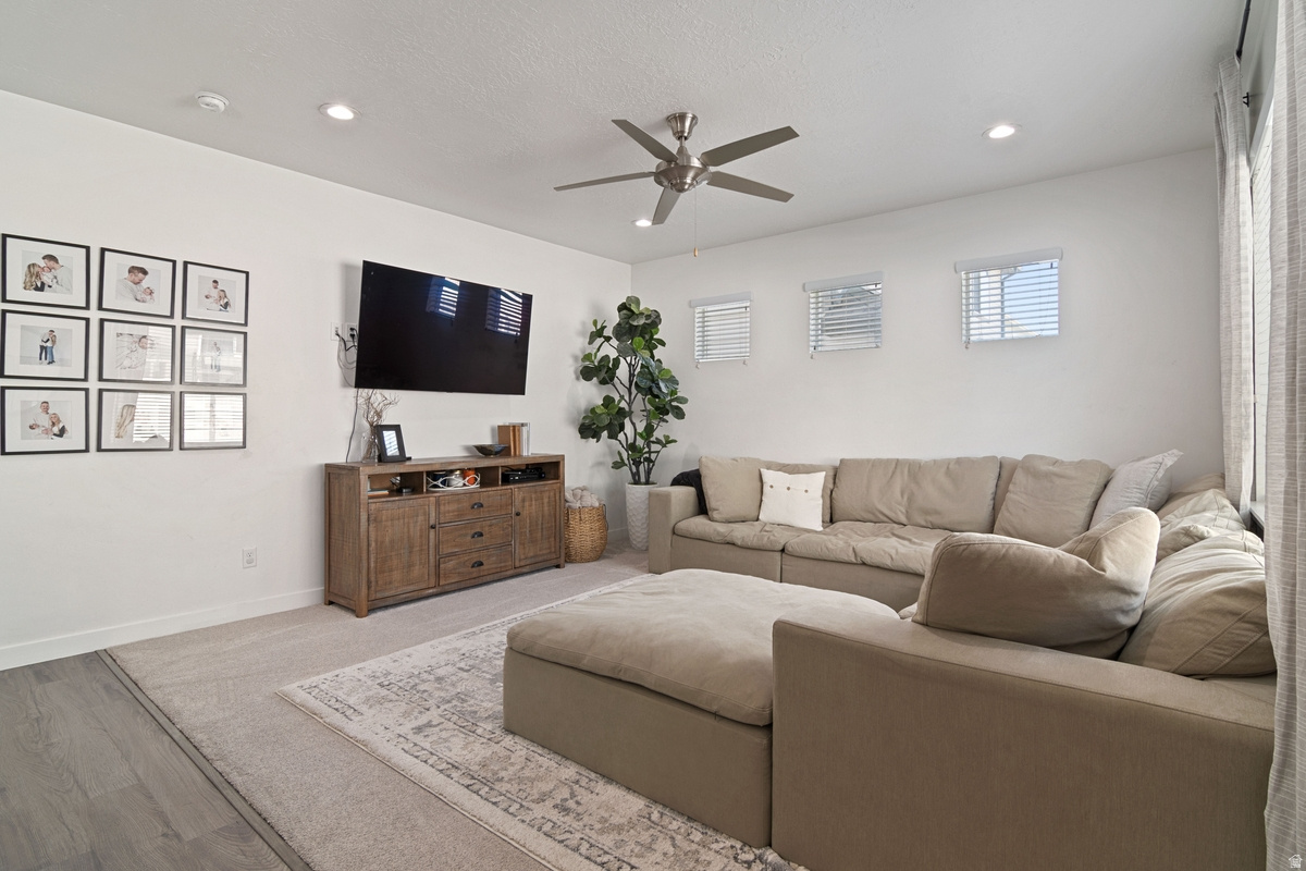 INDEPENCENCE AT THE - Residential