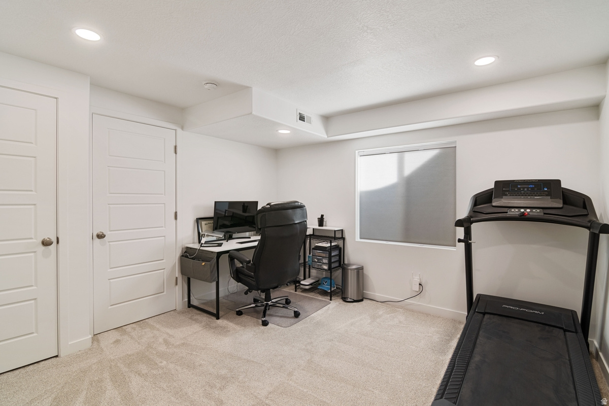 INDEPENCENCE AT THE - Residential