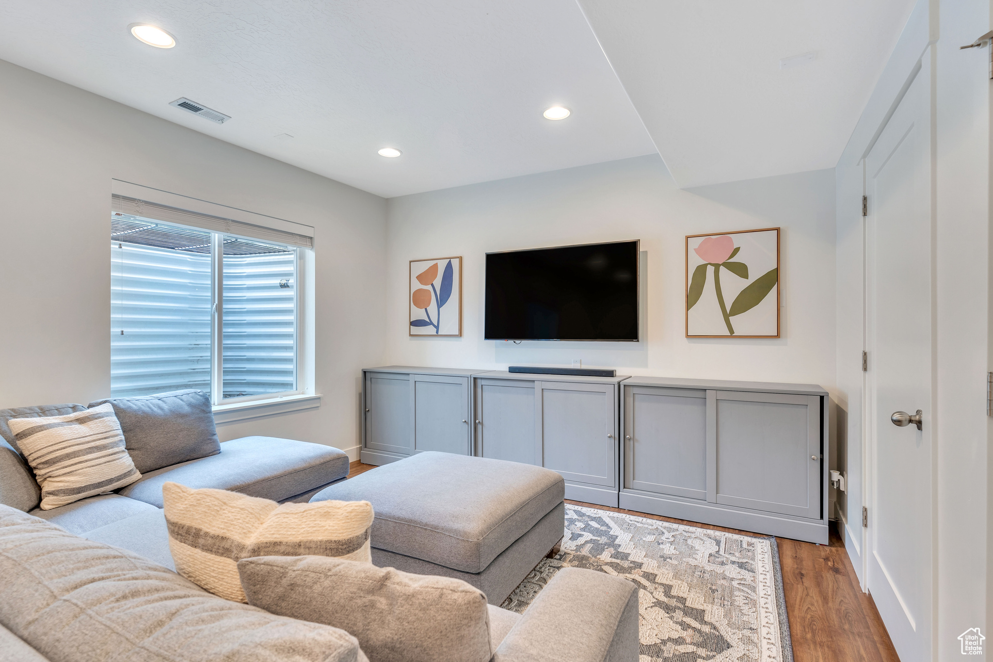 South Jordan, Utah 84095, United States, 7 Bedrooms Bedrooms, ,4 BathroomsBathrooms,Residential,Active,170876