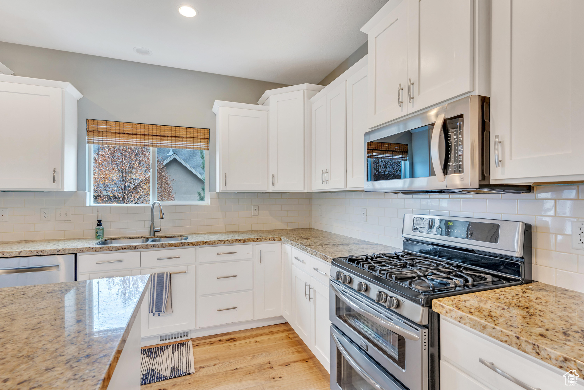 South Jordan, Utah 84095, United States, 7 Bedrooms Bedrooms, ,4 BathroomsBathrooms,Residential,Active,170876