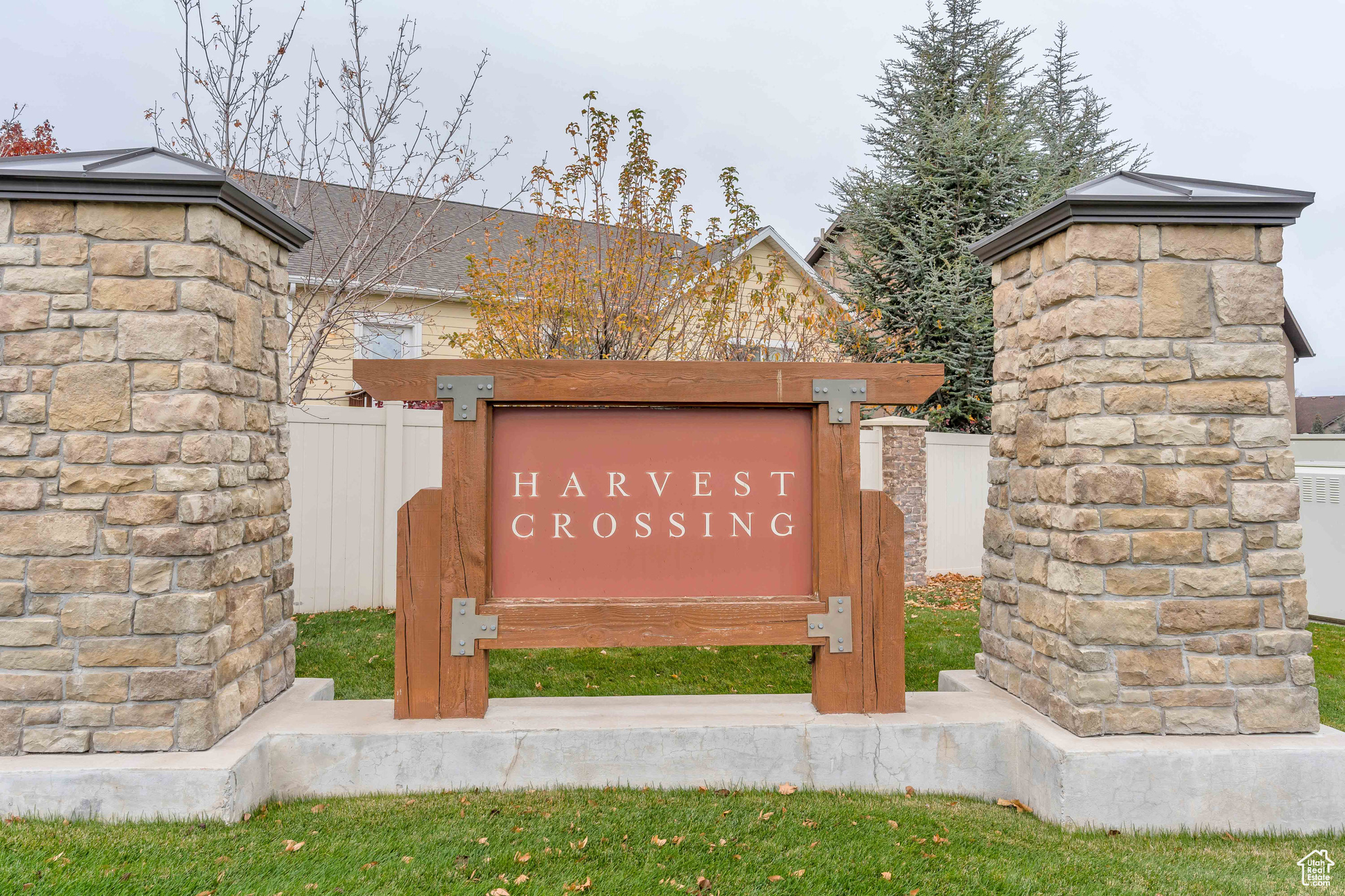 South Jordan, Utah 84095, United States, 7 Bedrooms Bedrooms, ,4 BathroomsBathrooms,Residential,Active,170876