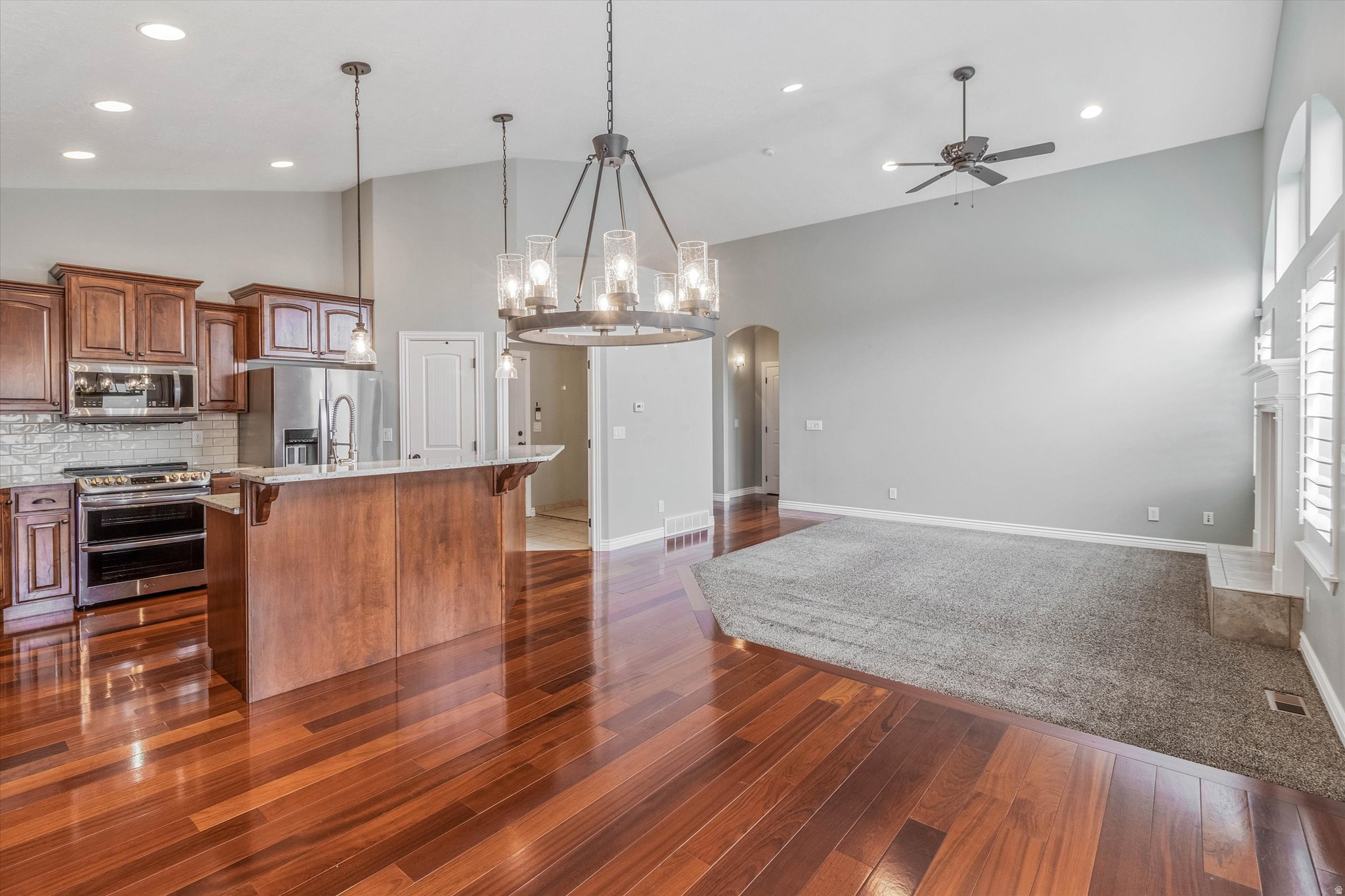STERLING VILLAS - Residential
