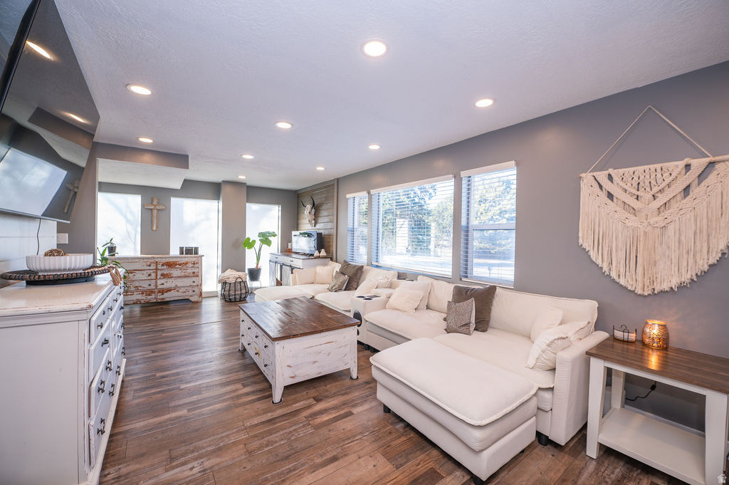 WILLOWBROOK SUBDIVIS - Residential