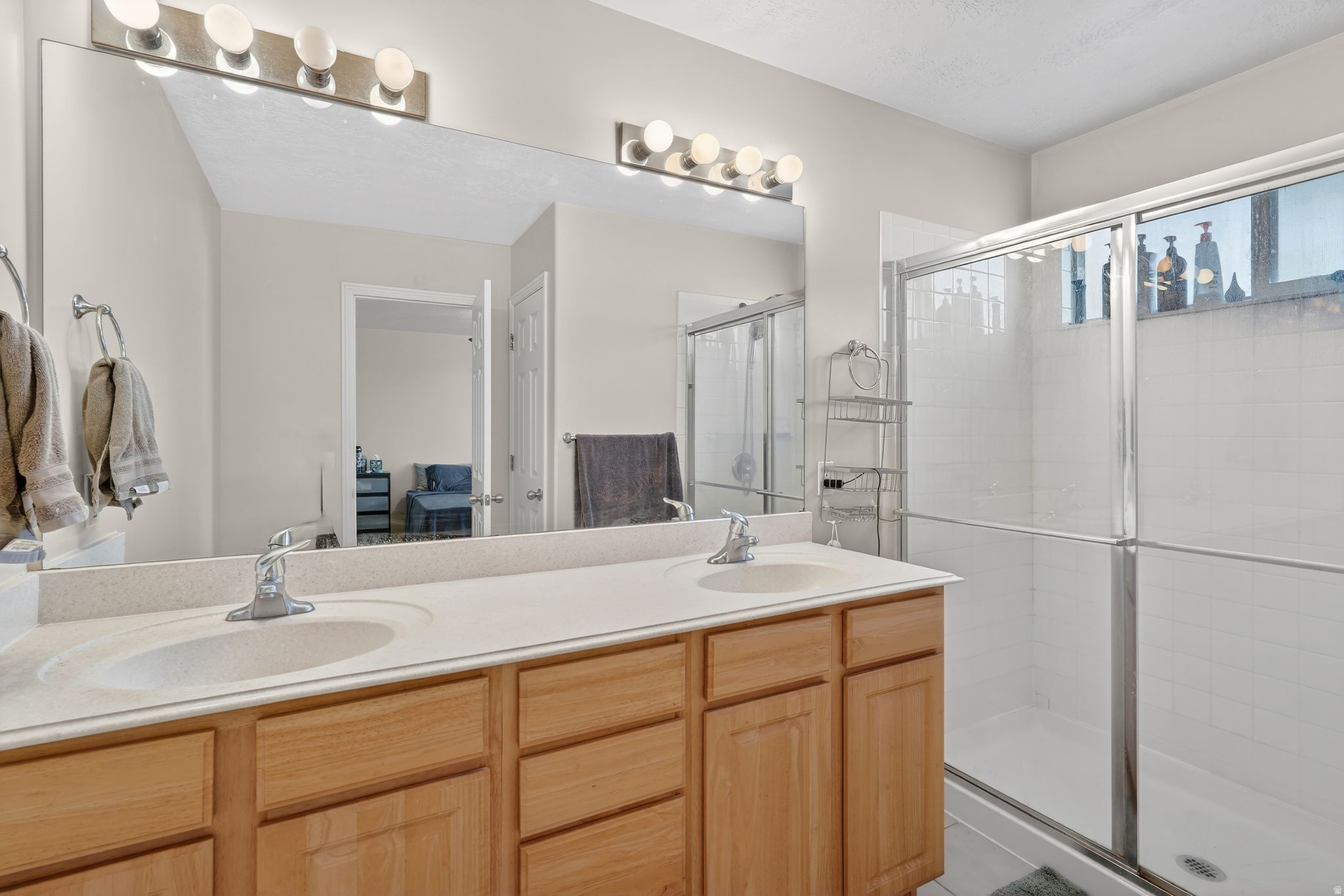 PHEASANT POINTE - Residential