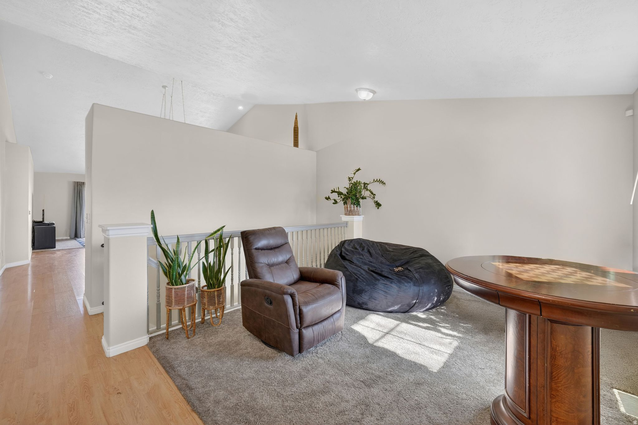 PHEASANT POINTE - Residential