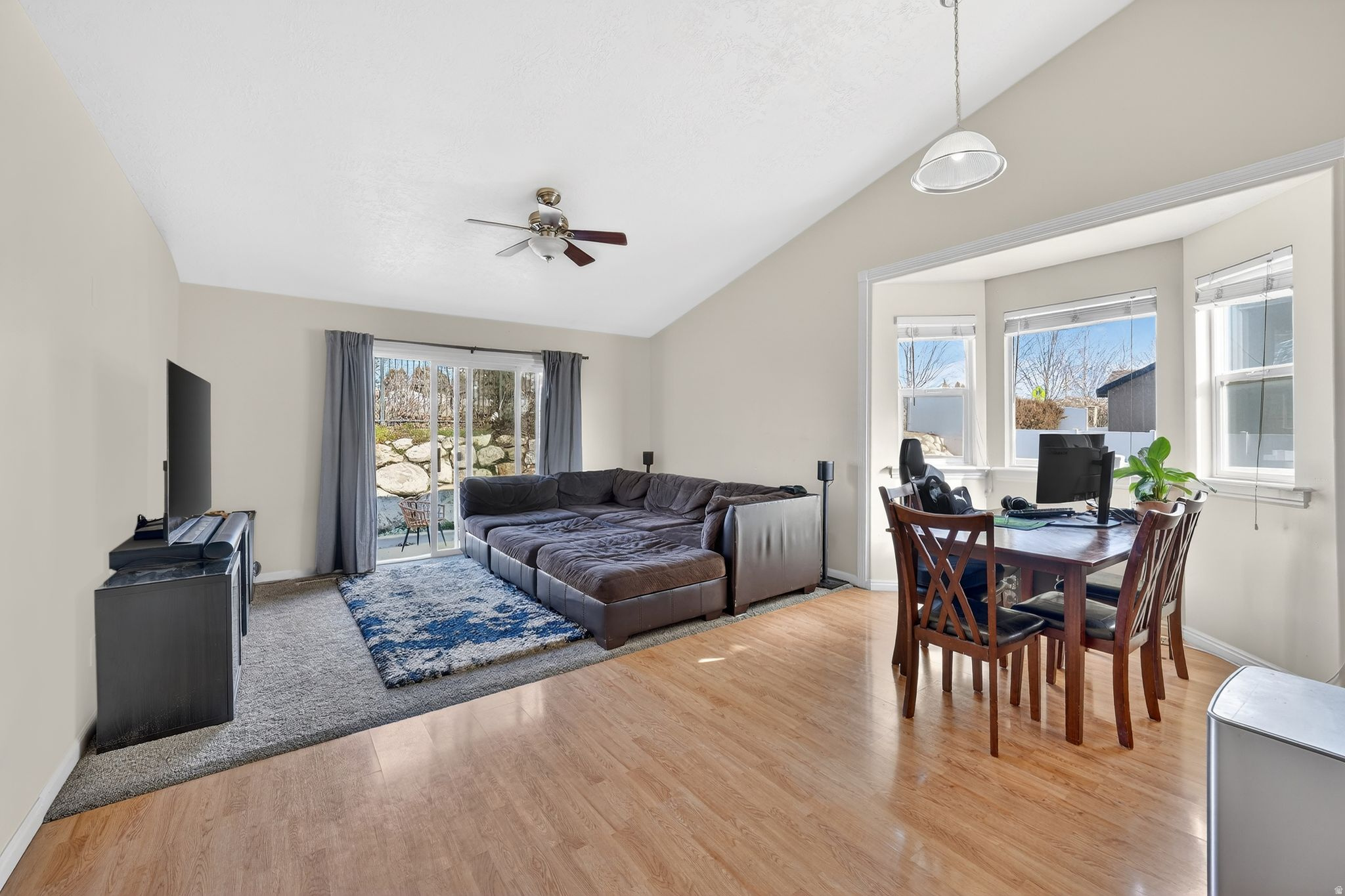 PHEASANT POINTE - Residential