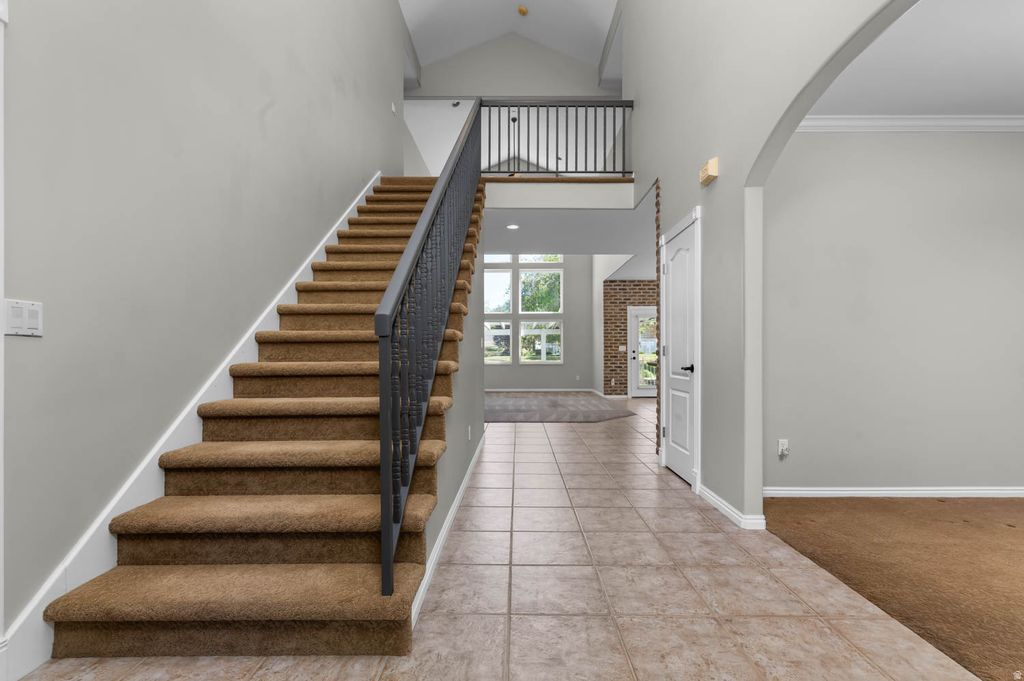 Photo of 1417 E BLACKSMITH LN, Draper, UT 84020 (MLS # 2159376)