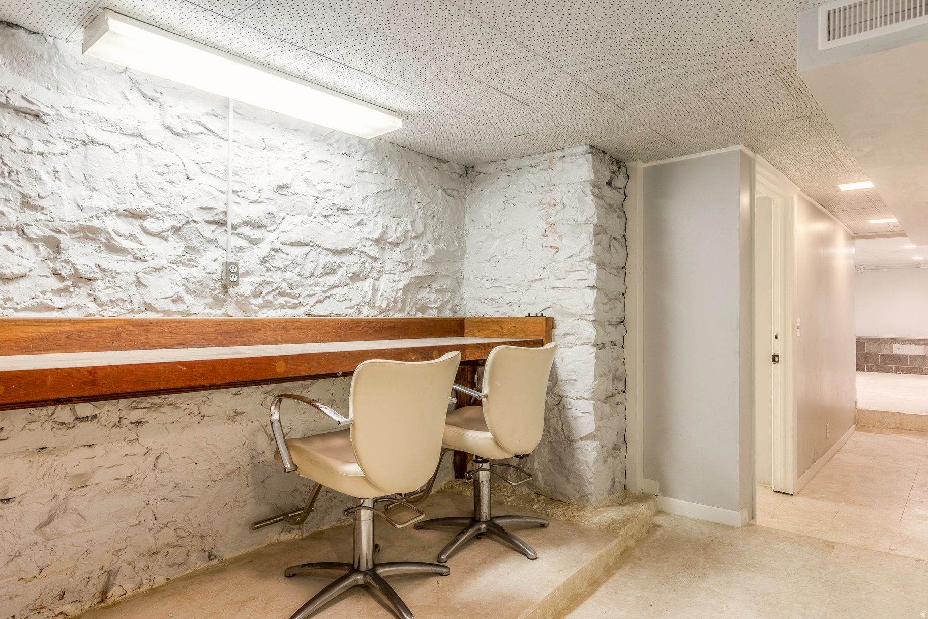 PLAT B SLC SUR - Commercial Sale