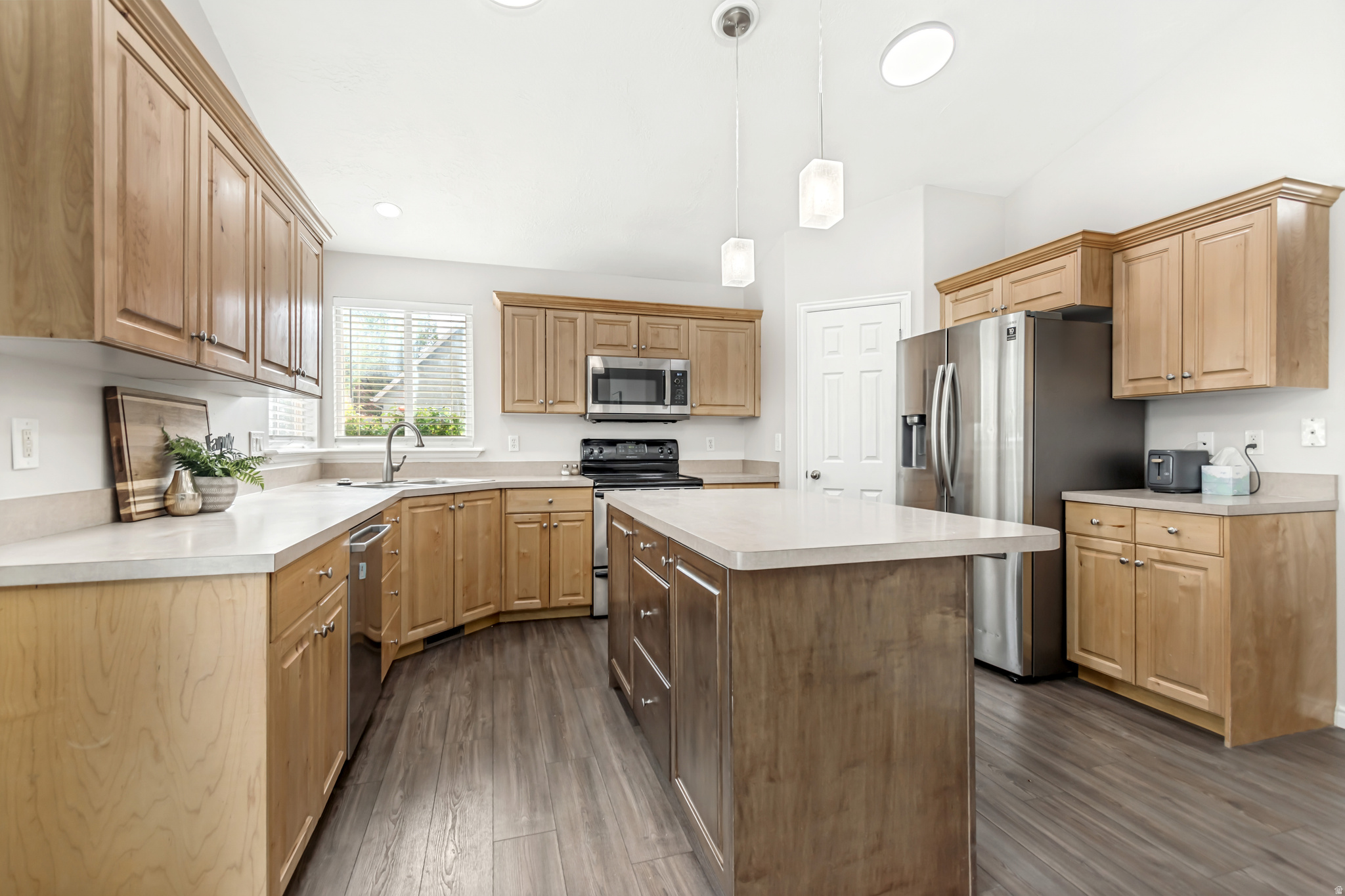 PILGRIMS LANDING - Residential