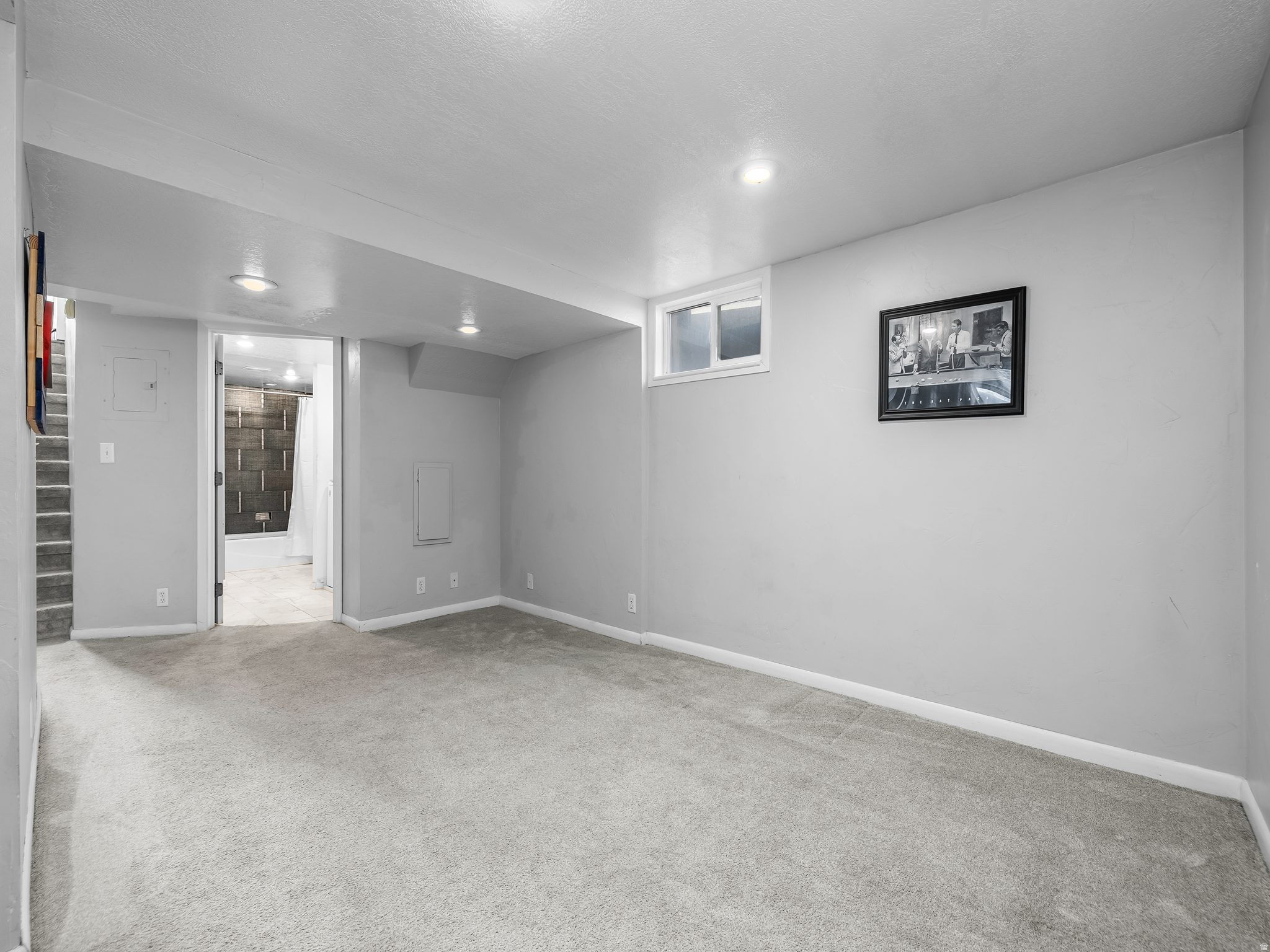 COUNTRY CLUB GARDEN - Residential