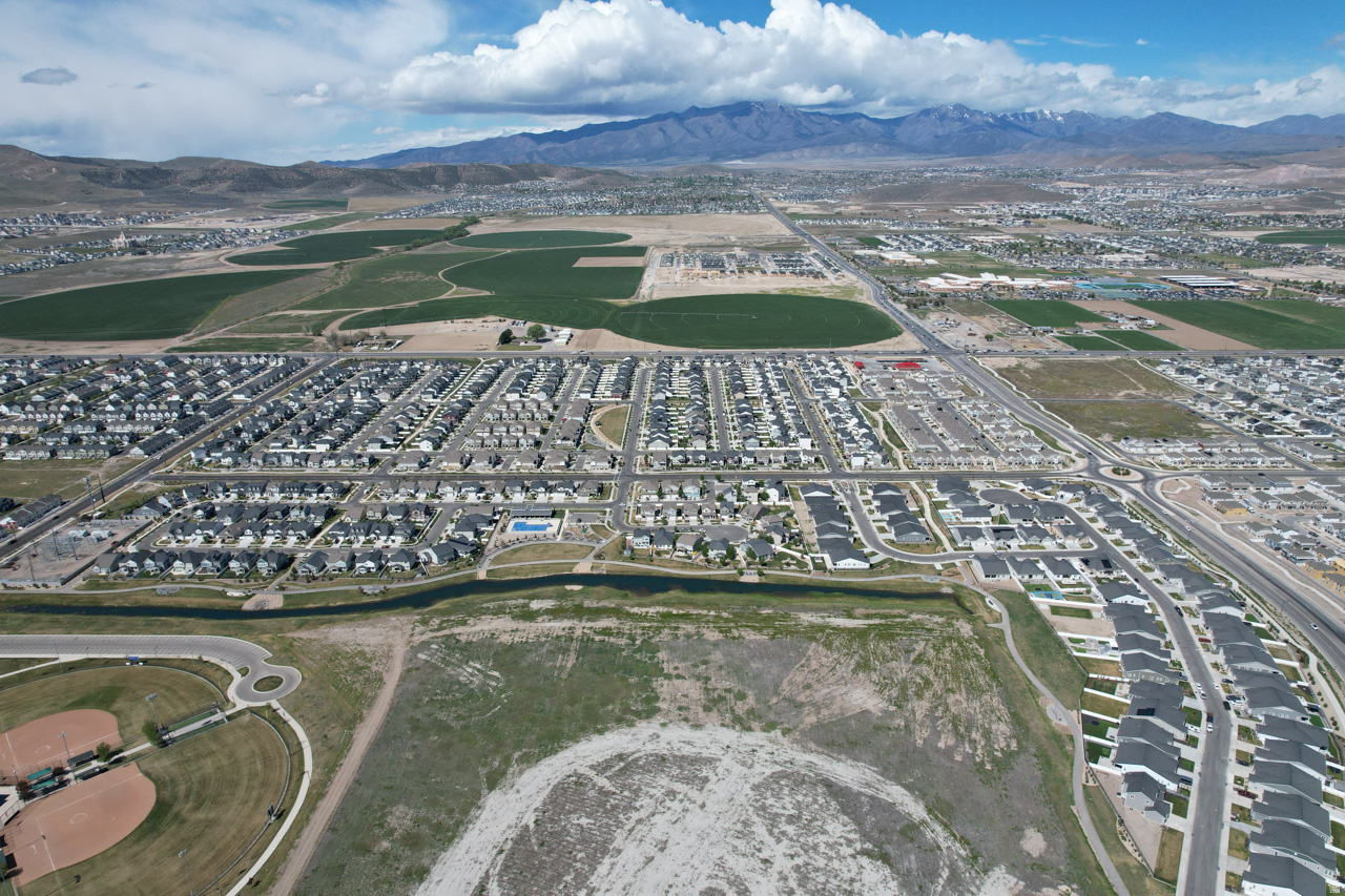 SPRINGS VILLAGE AT WANDER - Residential