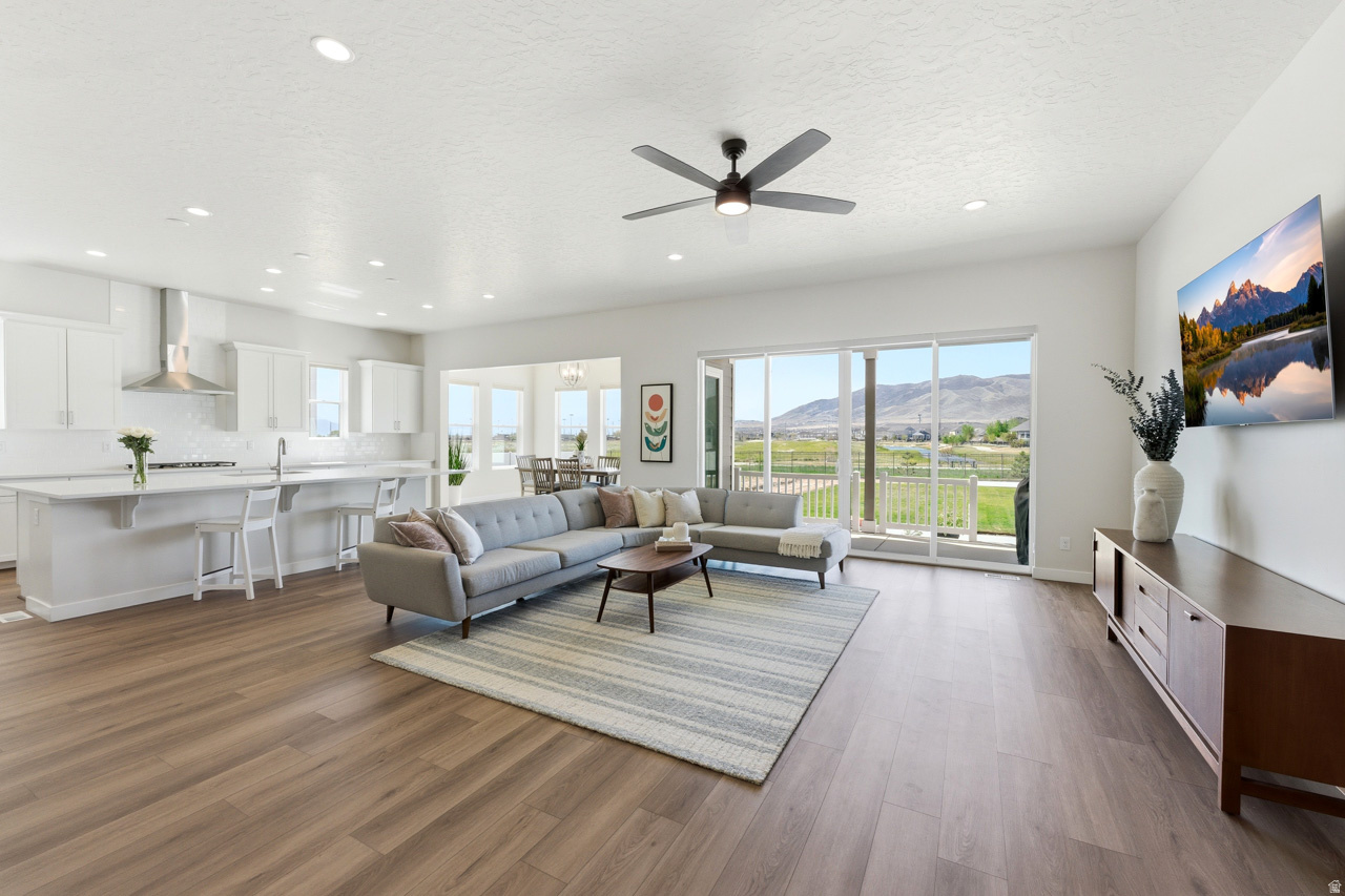 SPRINGS VILLAGE AT WANDER - Residential