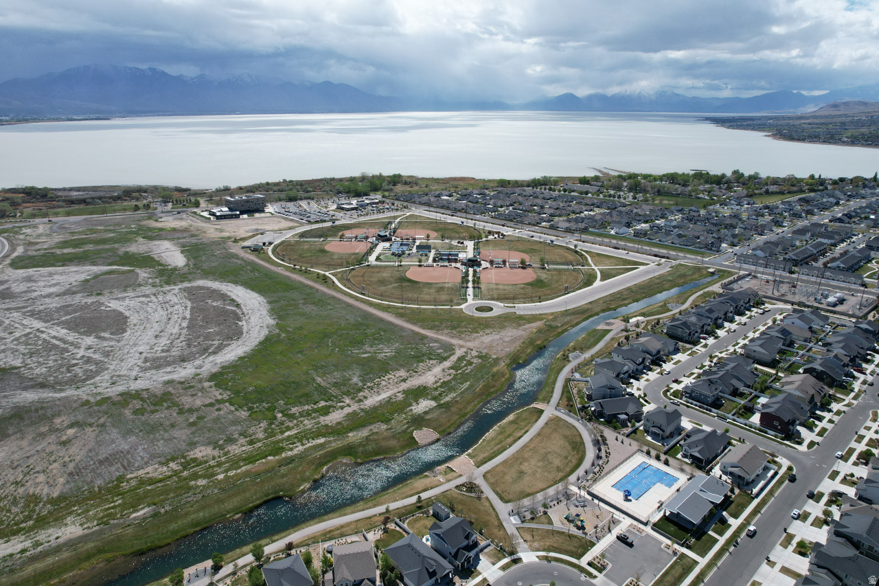 SPRINGS VILLAGE AT WANDER - Residential