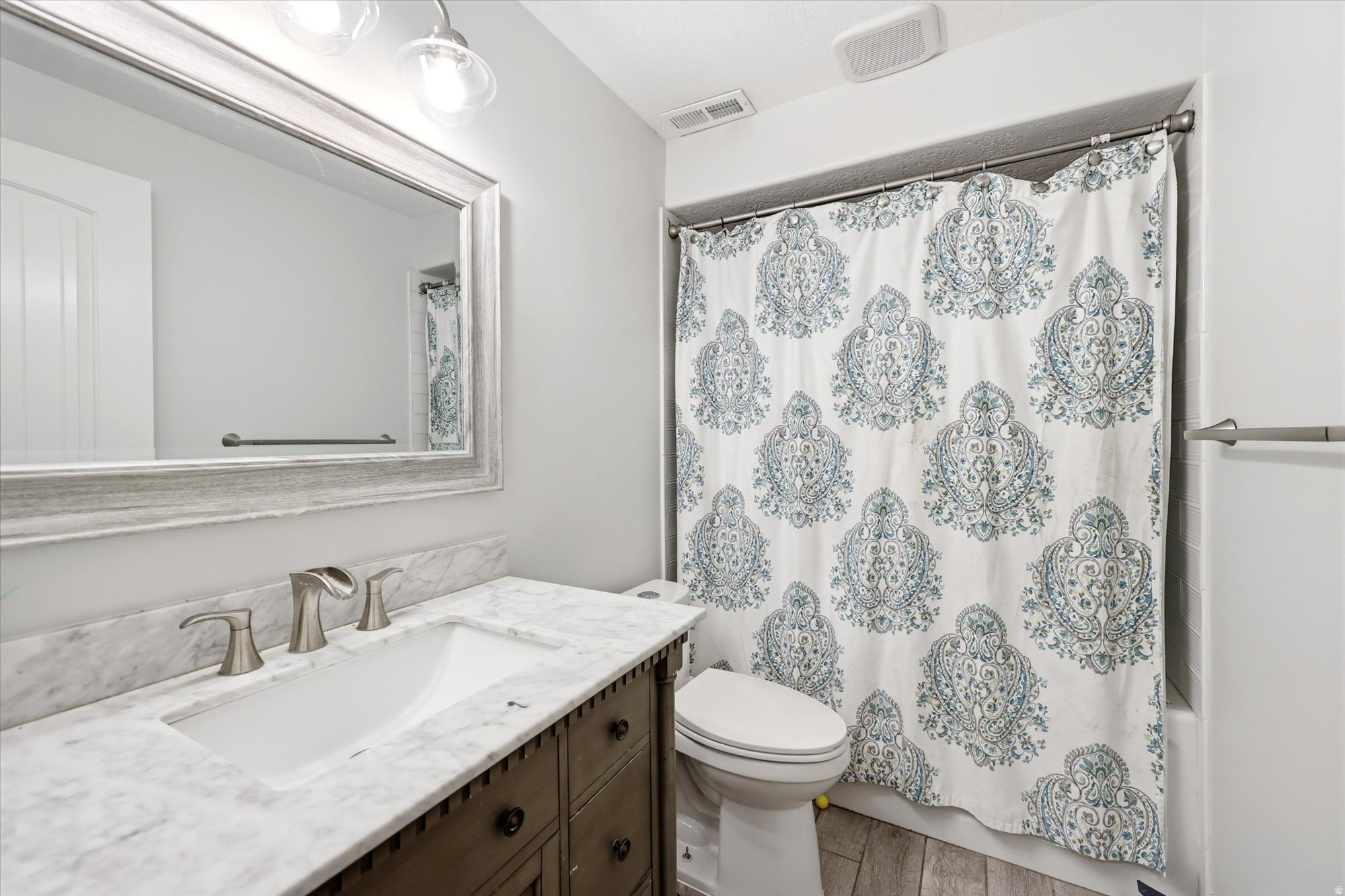 SPRING VIEW FARMS - Residential