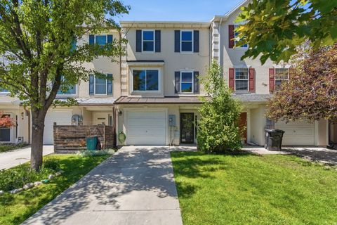 Townhouse For Sale - 459 Argyll Ct<br/> Heber City, UT 84032