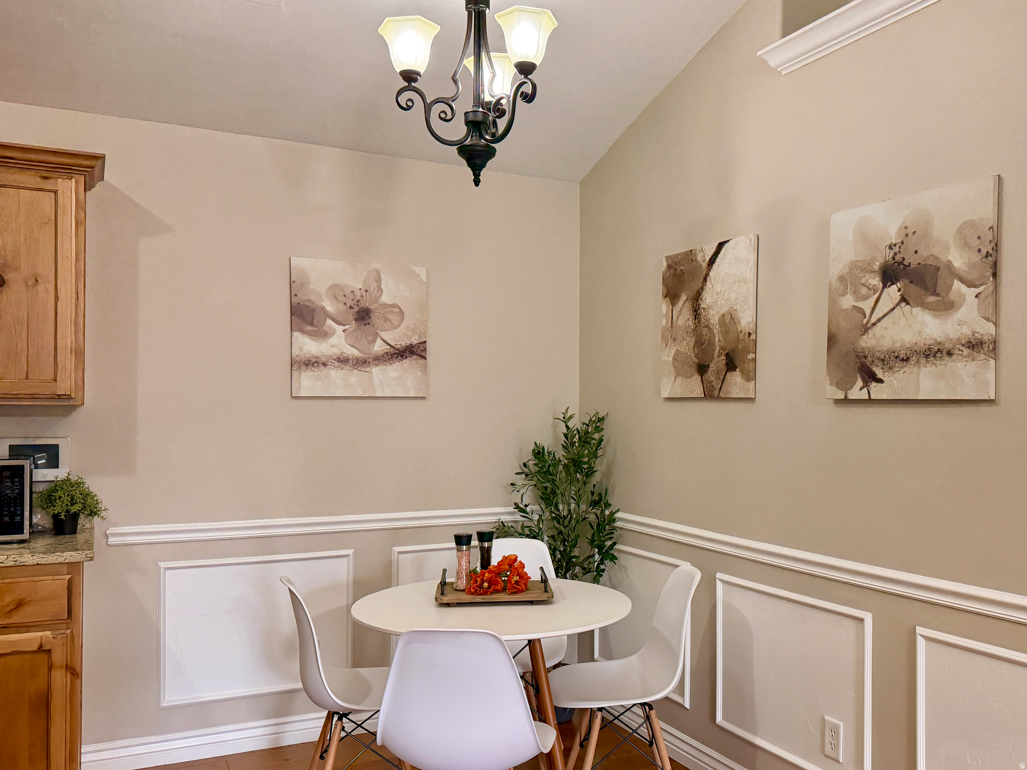 BELLE MONET - Residential