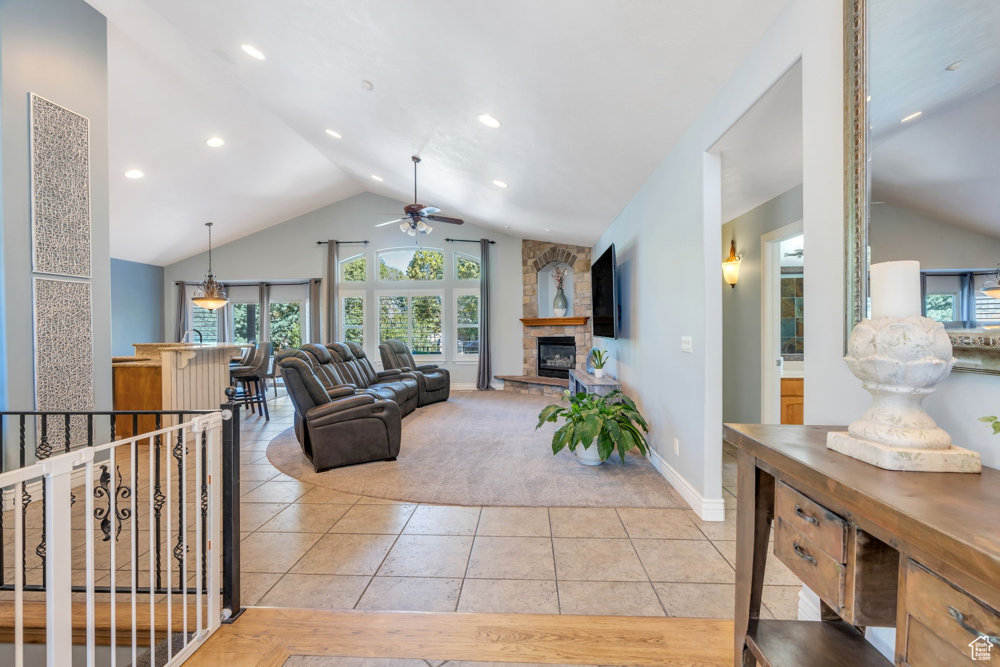 LUCAS DELL - Residential