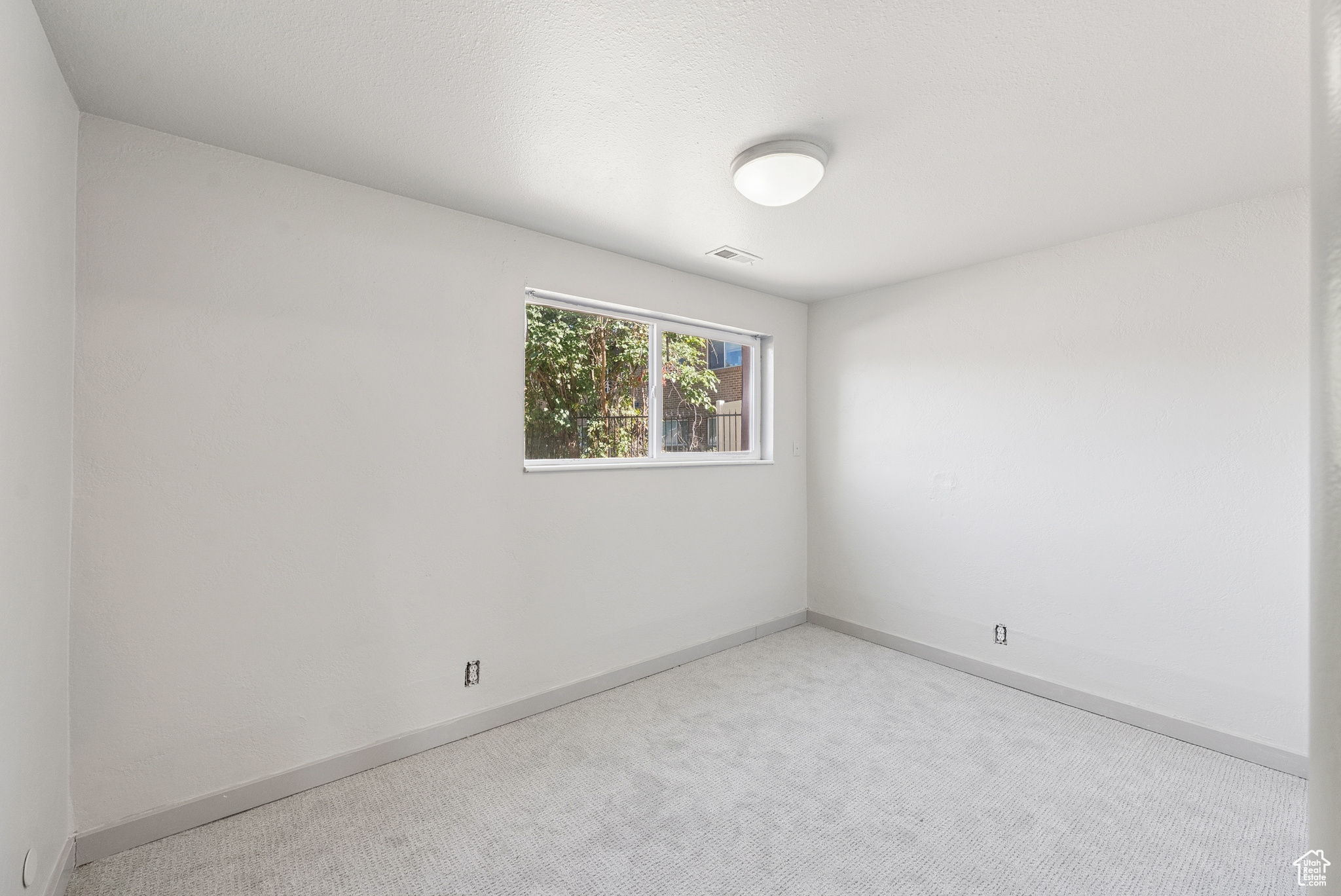IRVING CIRCLE CONDM - Residential