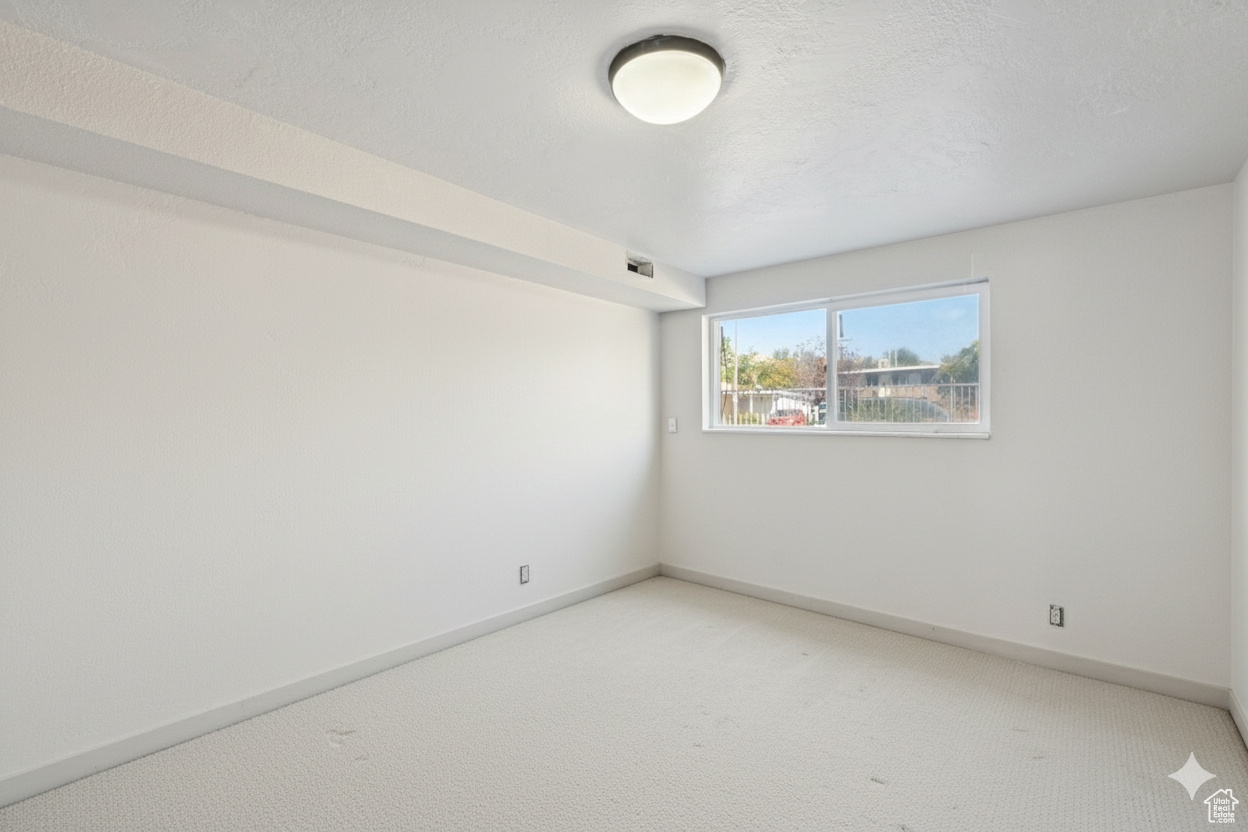 IRVING CIRCLE CONDM - Residential