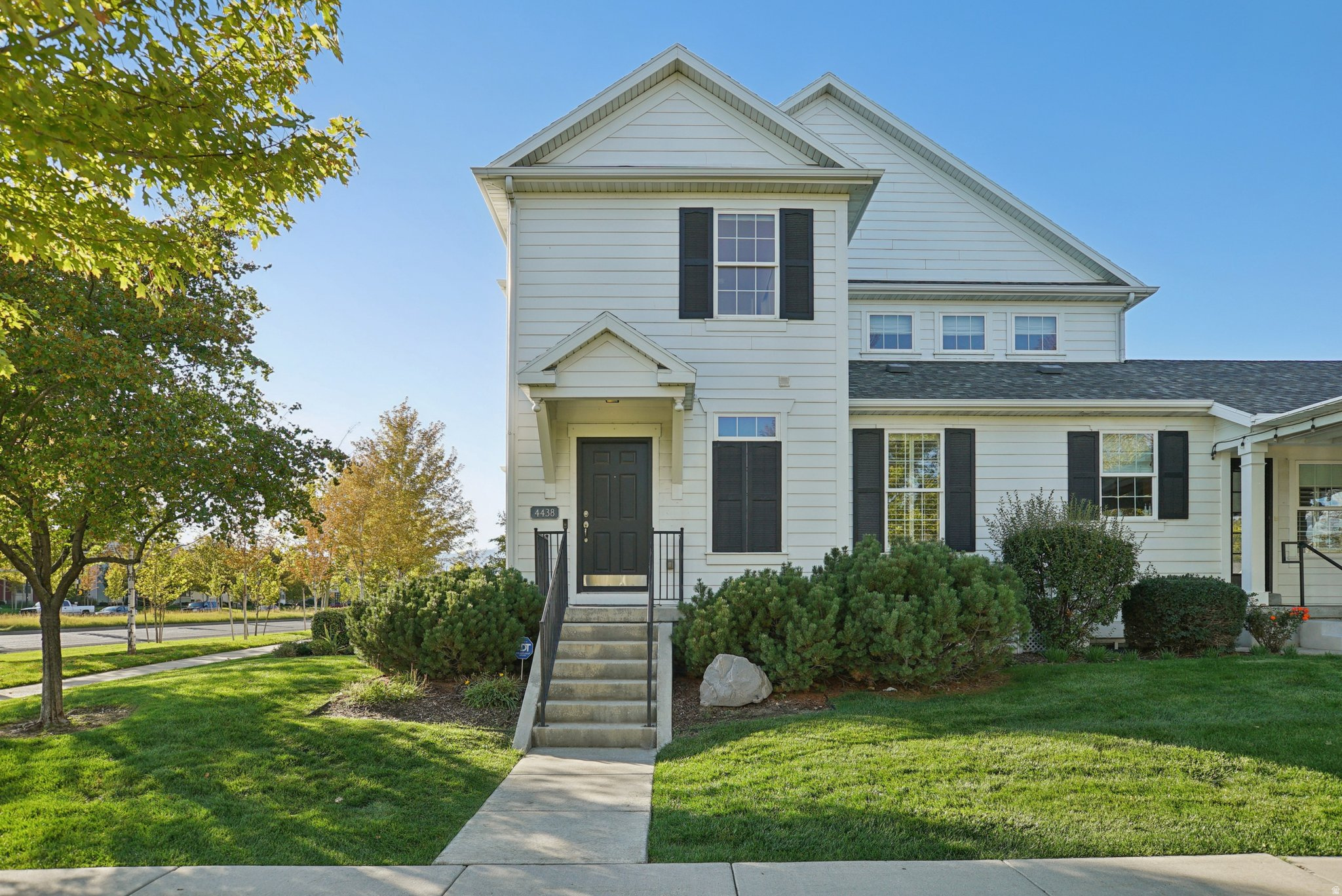 4438 W SOUTH JORDAN PKWY