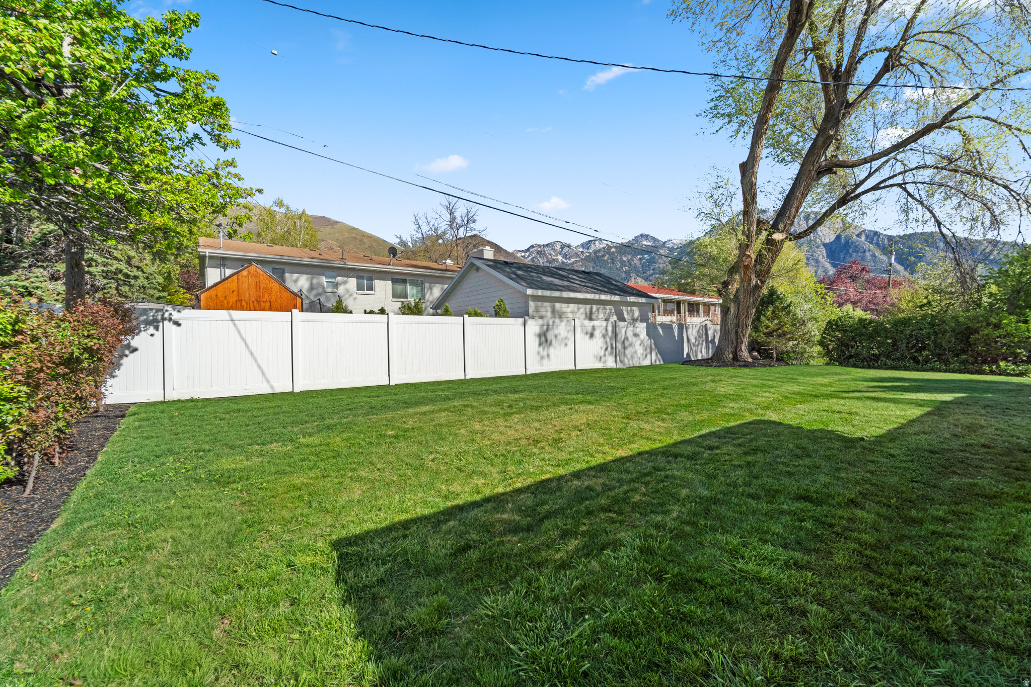 WASATCH HILLS - Residential