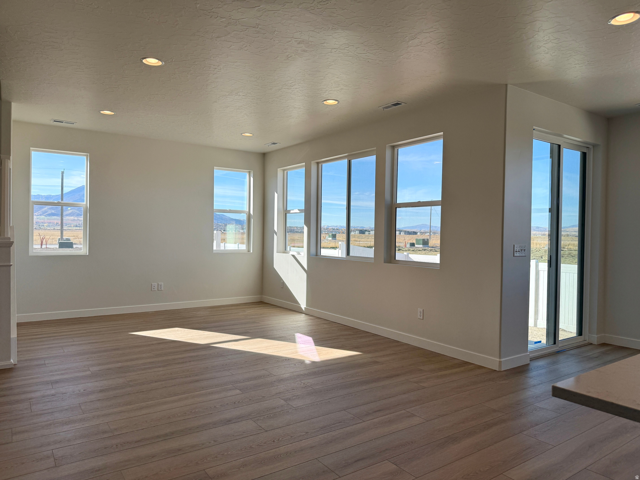 HARMONY POINT VISTA - Residential