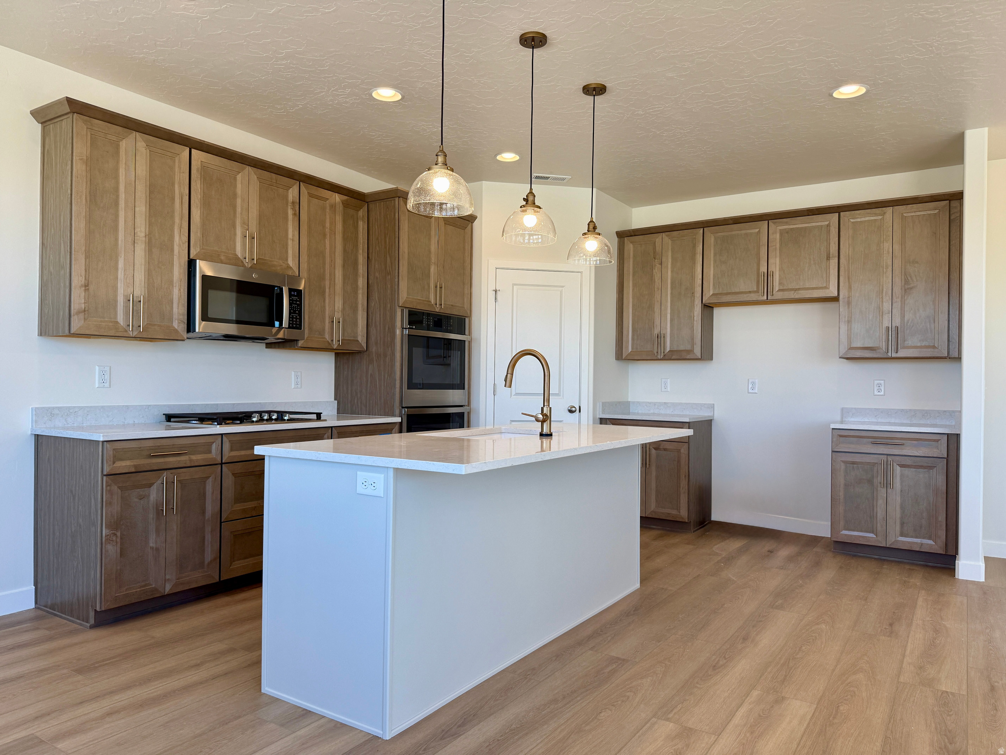 HARMONY POINT VISTA - Residential