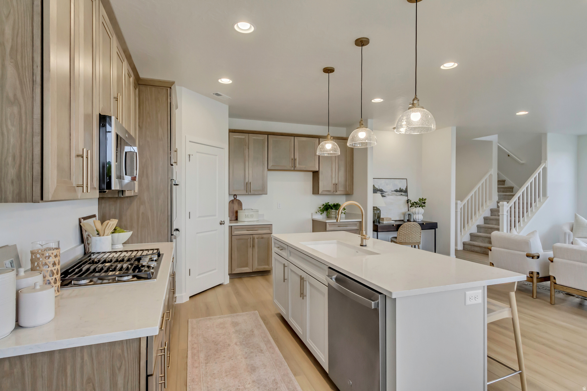 HARMONY POINT VISTA - Residential