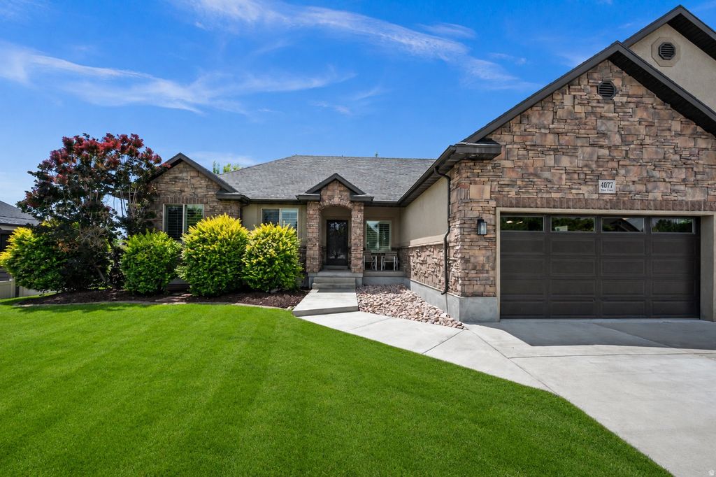 Photo of 4077 W RONS CT S, Riverton, UT 84096 (MLS # 2166594)