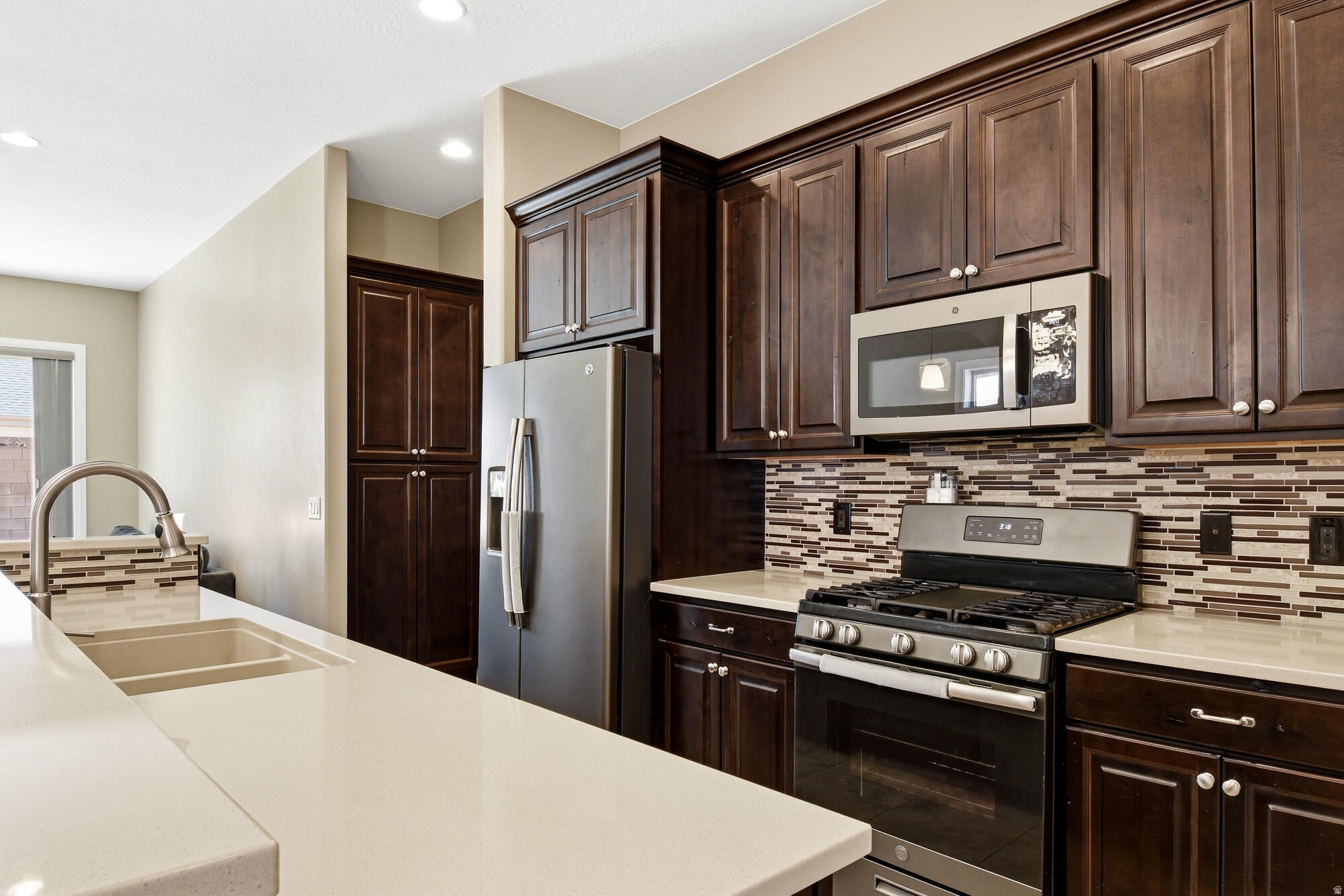 CRESCENT HEIGHTS - Residential