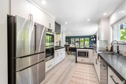 Tiny photo for 1489 E SPRING LN S, Holladay, UT 84117 (MLS # 2117748)