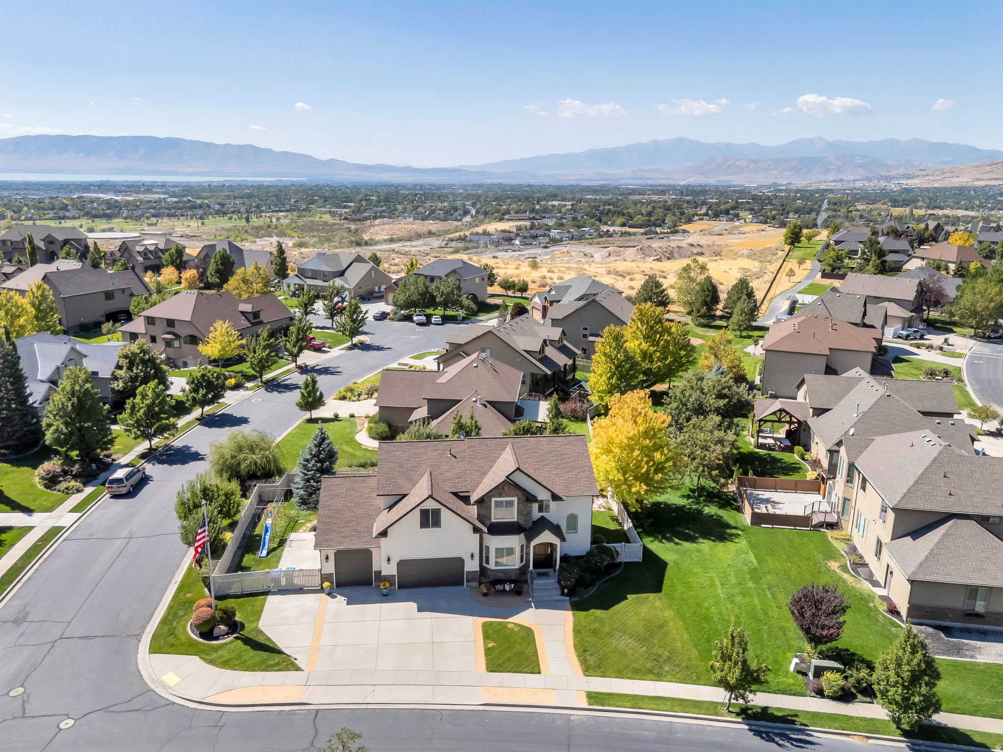 VIEW POINTE PHASE 1 - Residential