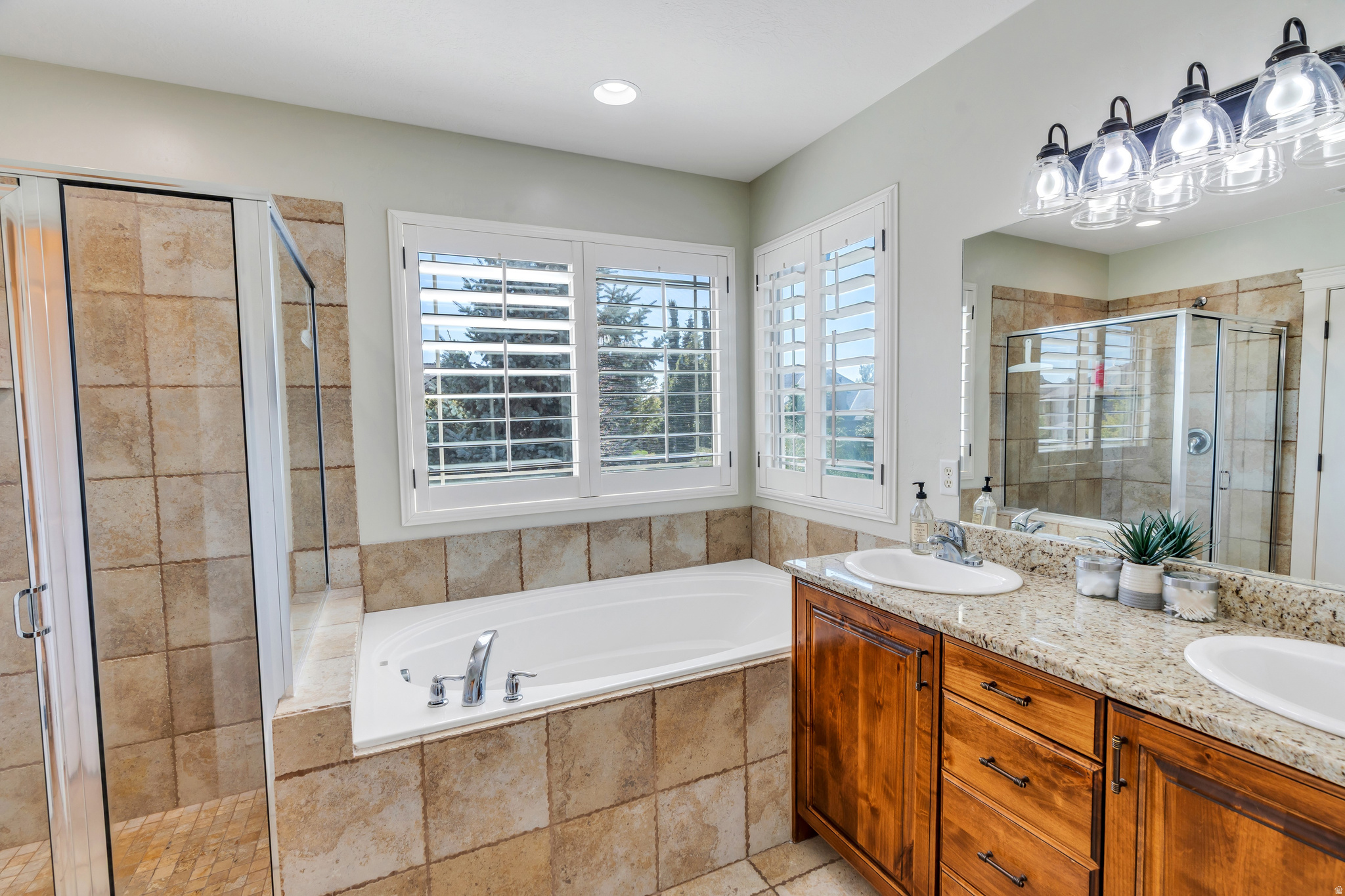 VIEW POINTE PHASE 1 - Residential