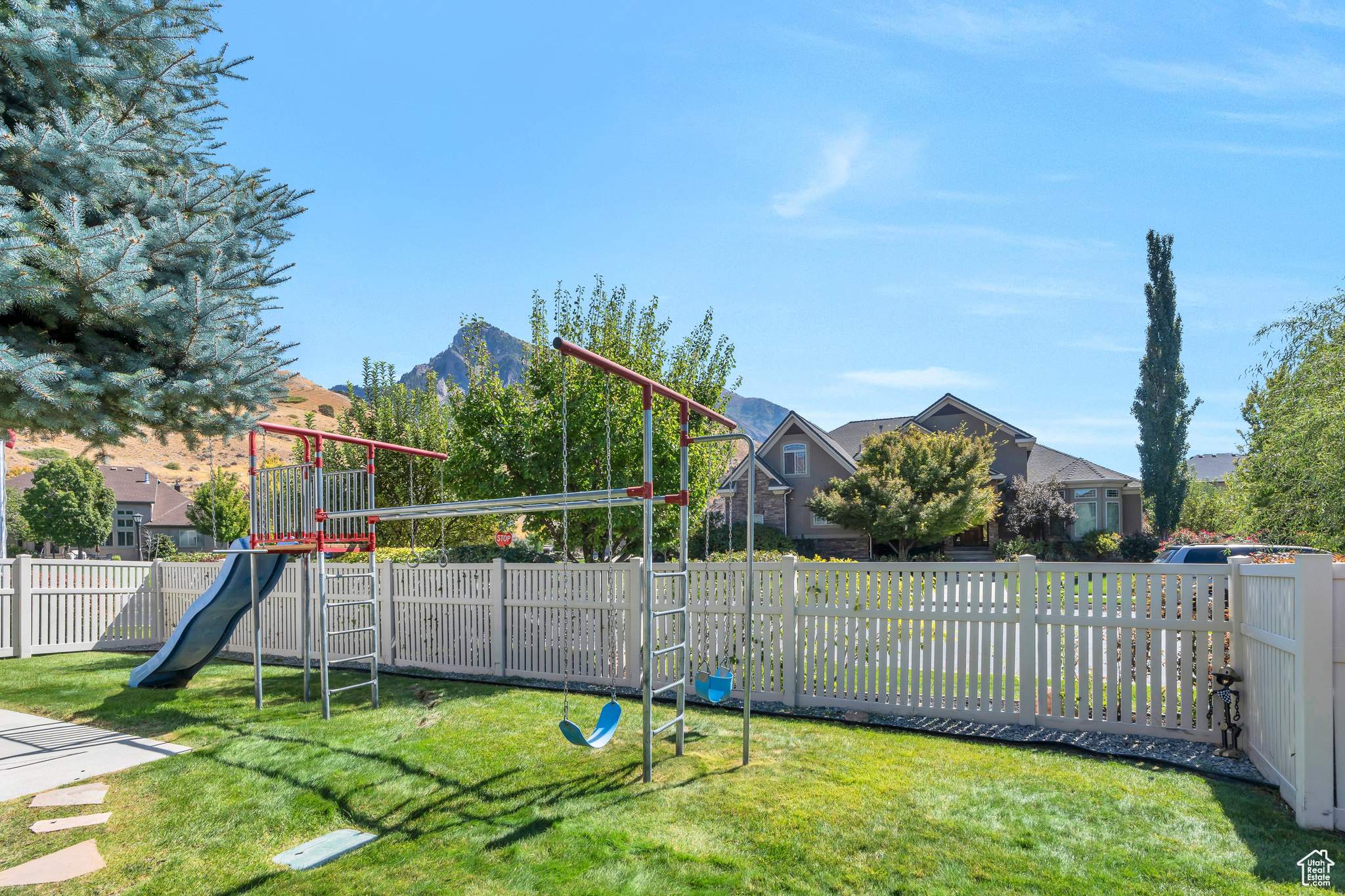 VIEW POINTE PHASE 1 - Residential