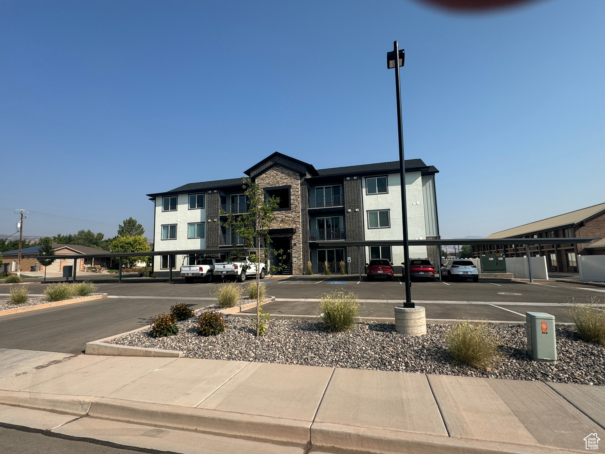 CASTLE ROCK - Residential