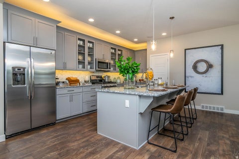 Tiny photo for 913 W HALVORSEN PKWY, Saratoga Springs, UT 84045 (MLS # 2171811)