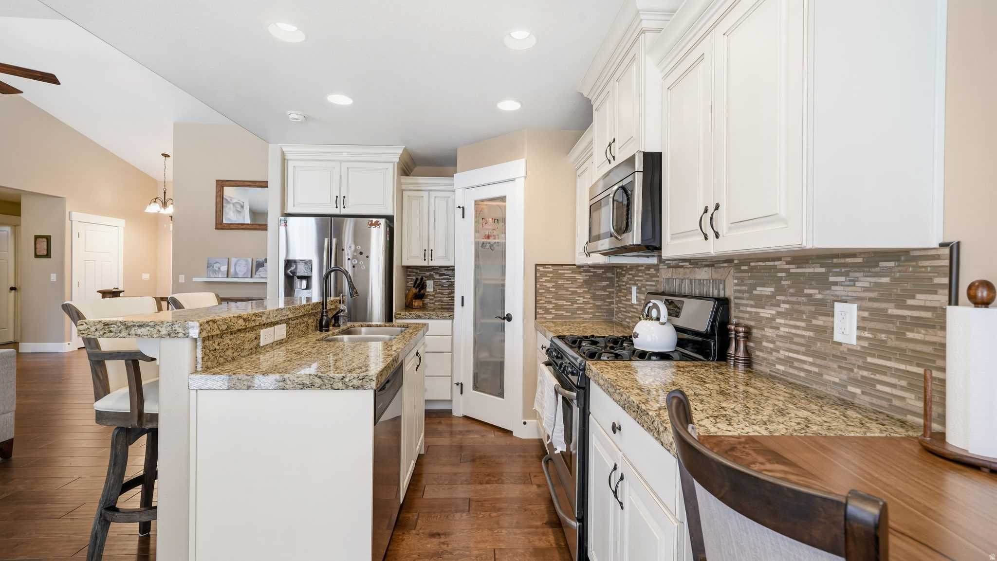 BLUFFDALE HEIGHTS SU - Residential