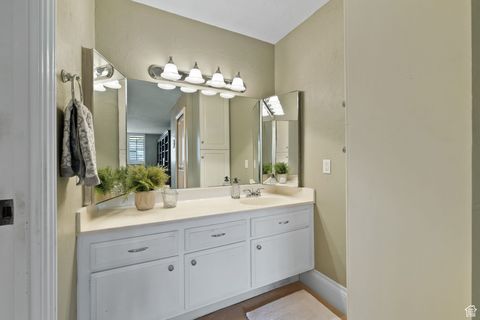 Tiny photo for 241 N VINE ST #707E, Salt Lake City, UT 84103 (MLS # 2118598)