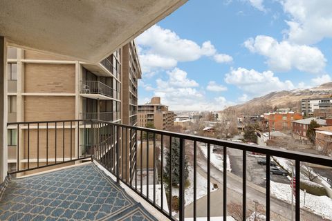 Tiny photo for 241 N VINE ST #707E, Salt Lake City, UT 84103 (MLS # 2118598)