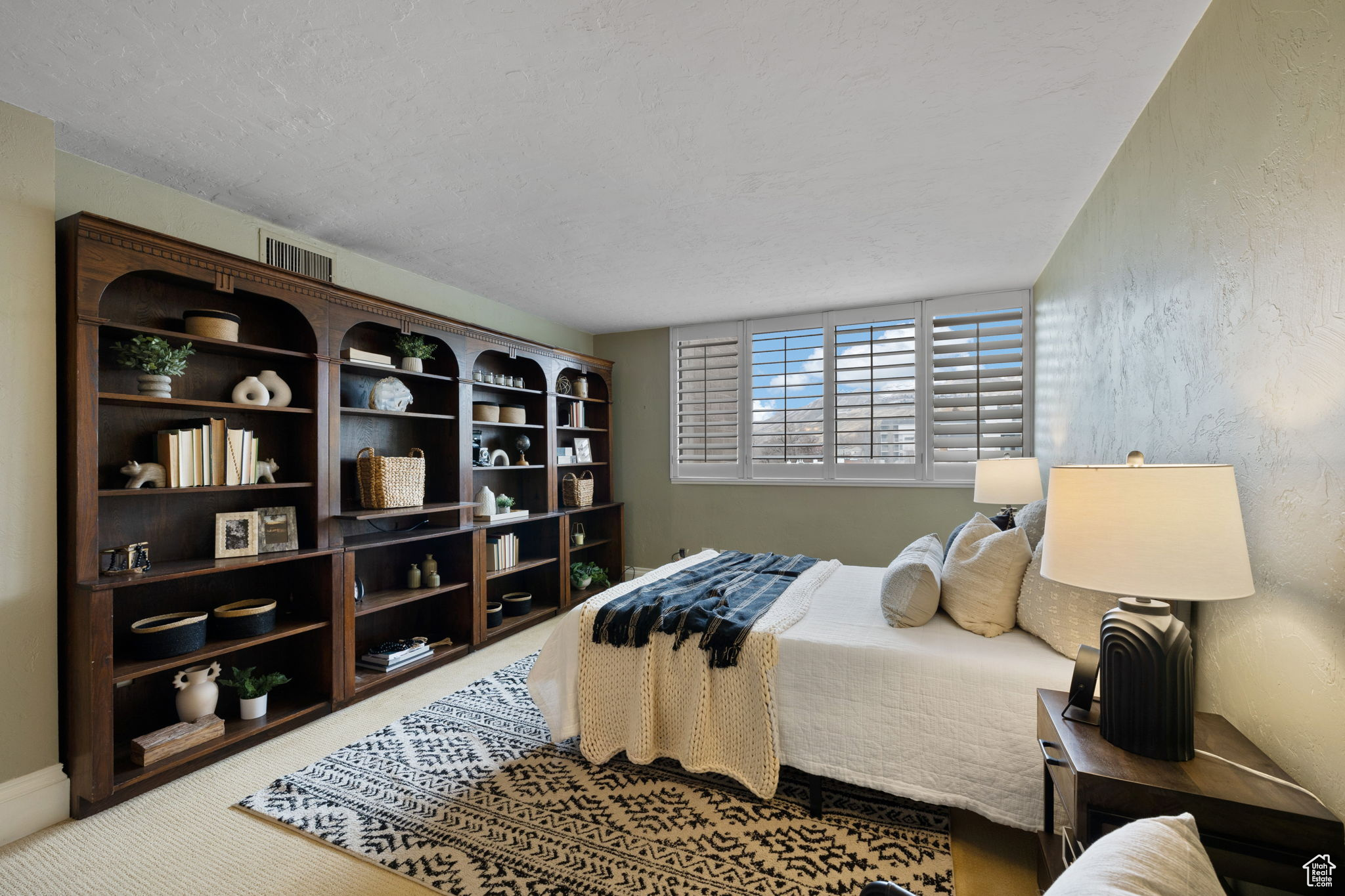 ZION SUMMIT CONDM - Residential