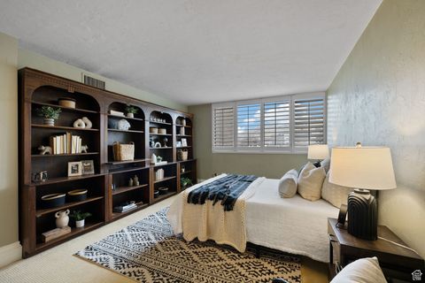 Tiny photo for 241 N VINE ST #707E, Salt Lake City, UT 84103 (MLS # 2118598)