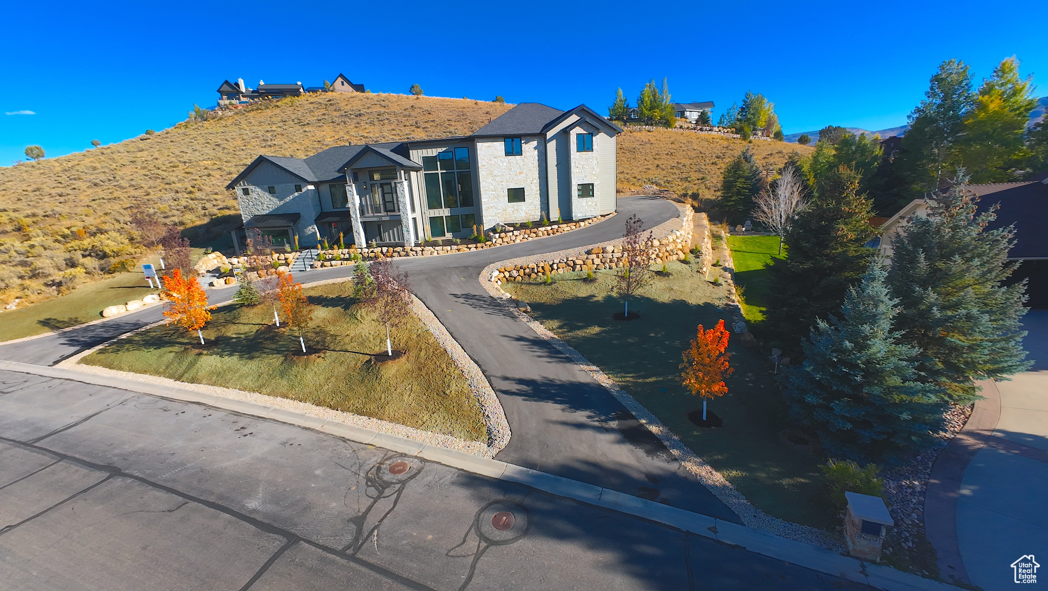 CROSSINGS AT LAKE CREEK - Residential