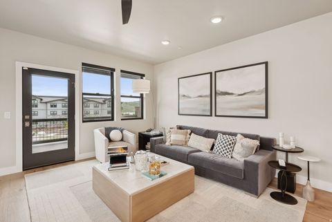 Tiny photo for 1121 W VOS CIR #202, Heber City, UT 84032 (MLS # 2120592)