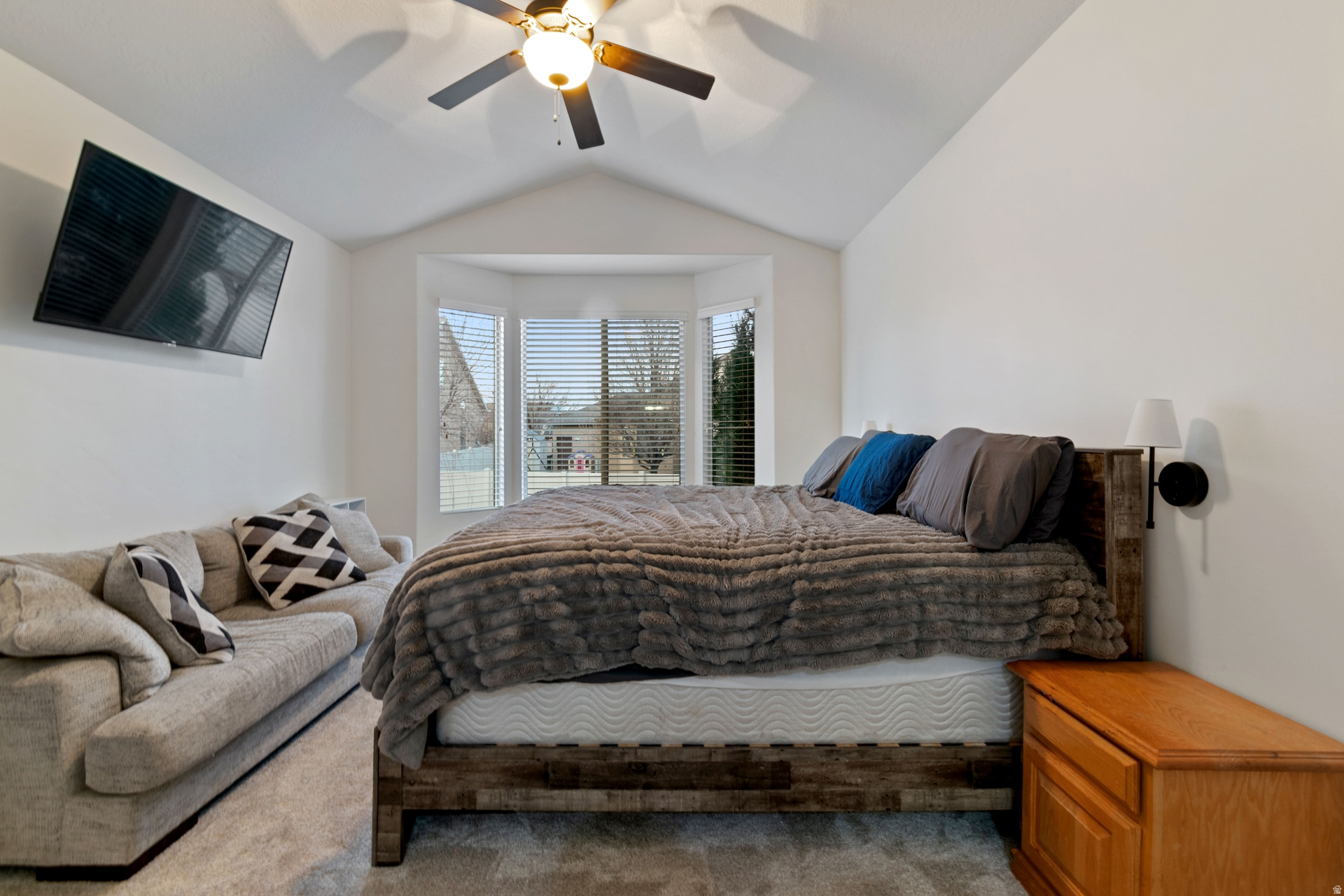 WESTERN SPRINGS - Residential