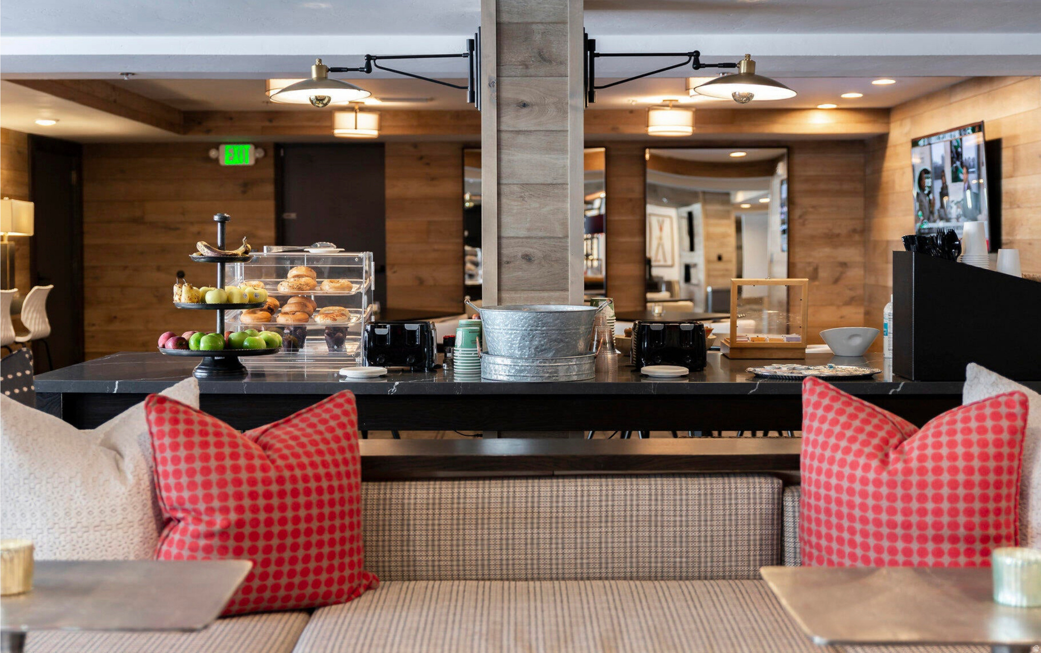 THE HOMESTEADS - Land