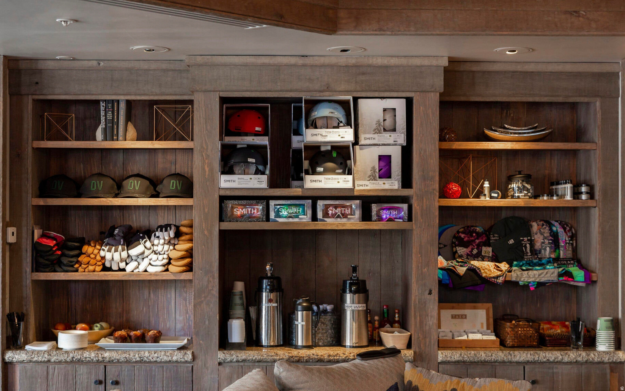 THE HOMESTEADS - Land